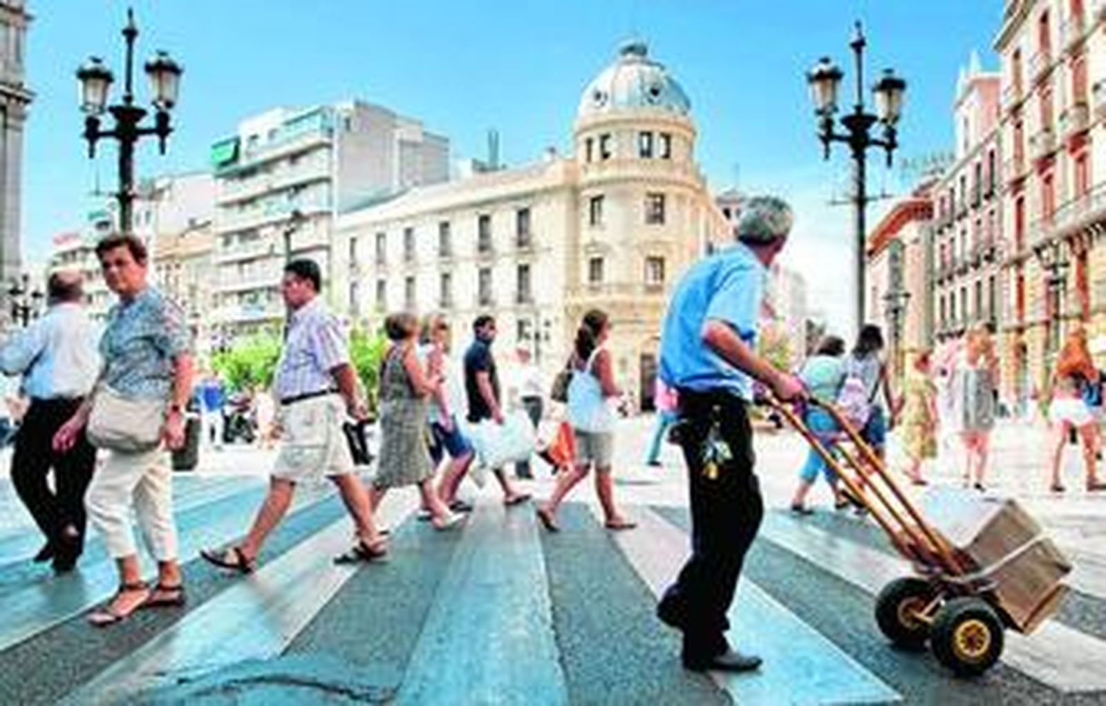 Las calles están mucho más animadas que hace sólo una semana.