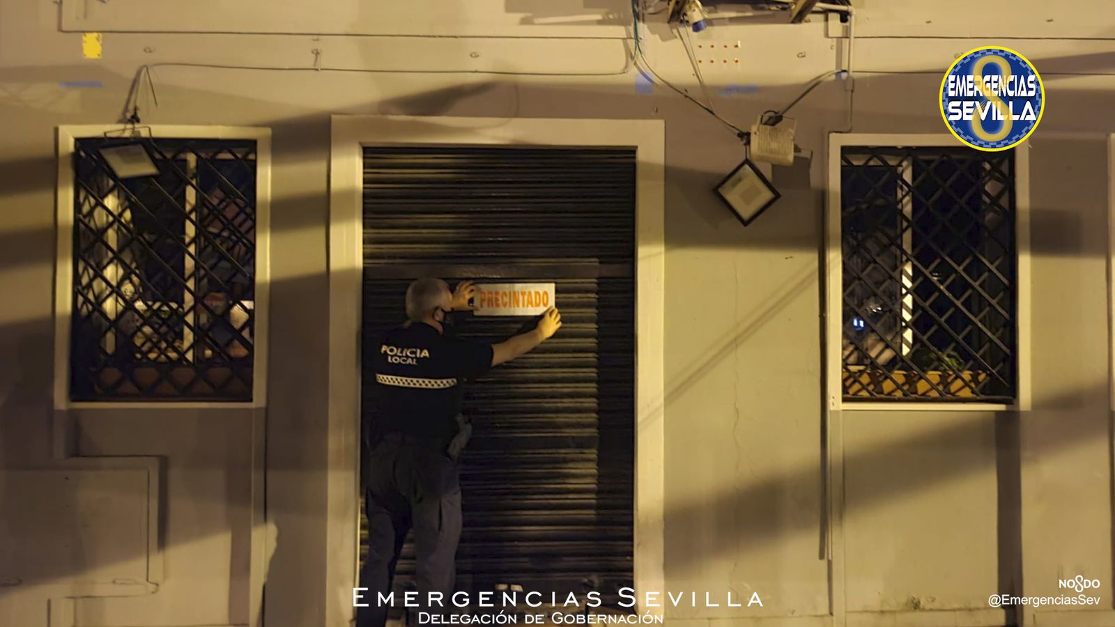 Precinto de un local el pasado fin de semana.