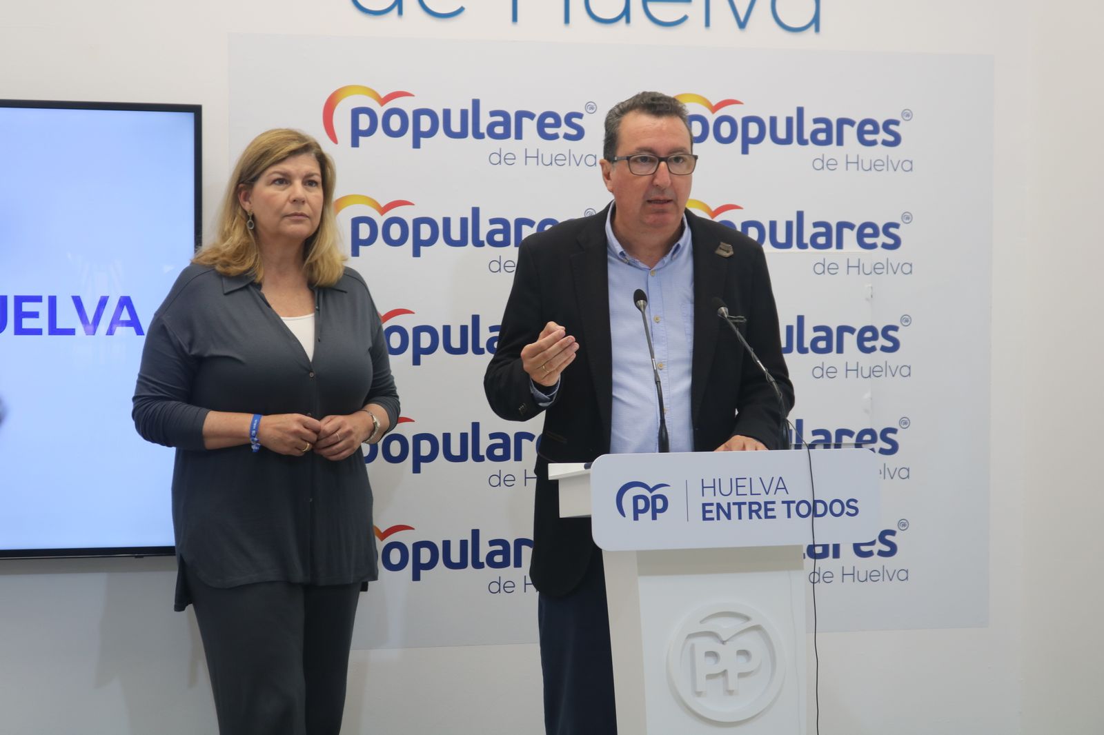 Manuel Andrés González en rueda de prensa.