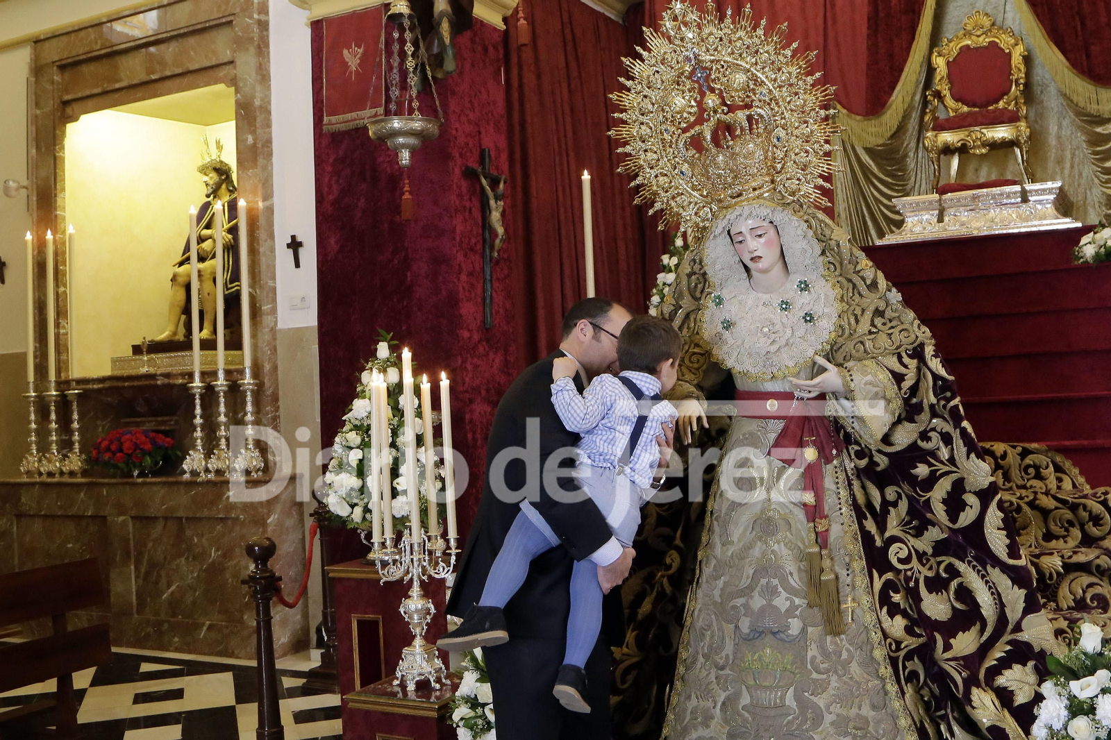 Algunos besamanos y besapies éste domingo en Jerez
