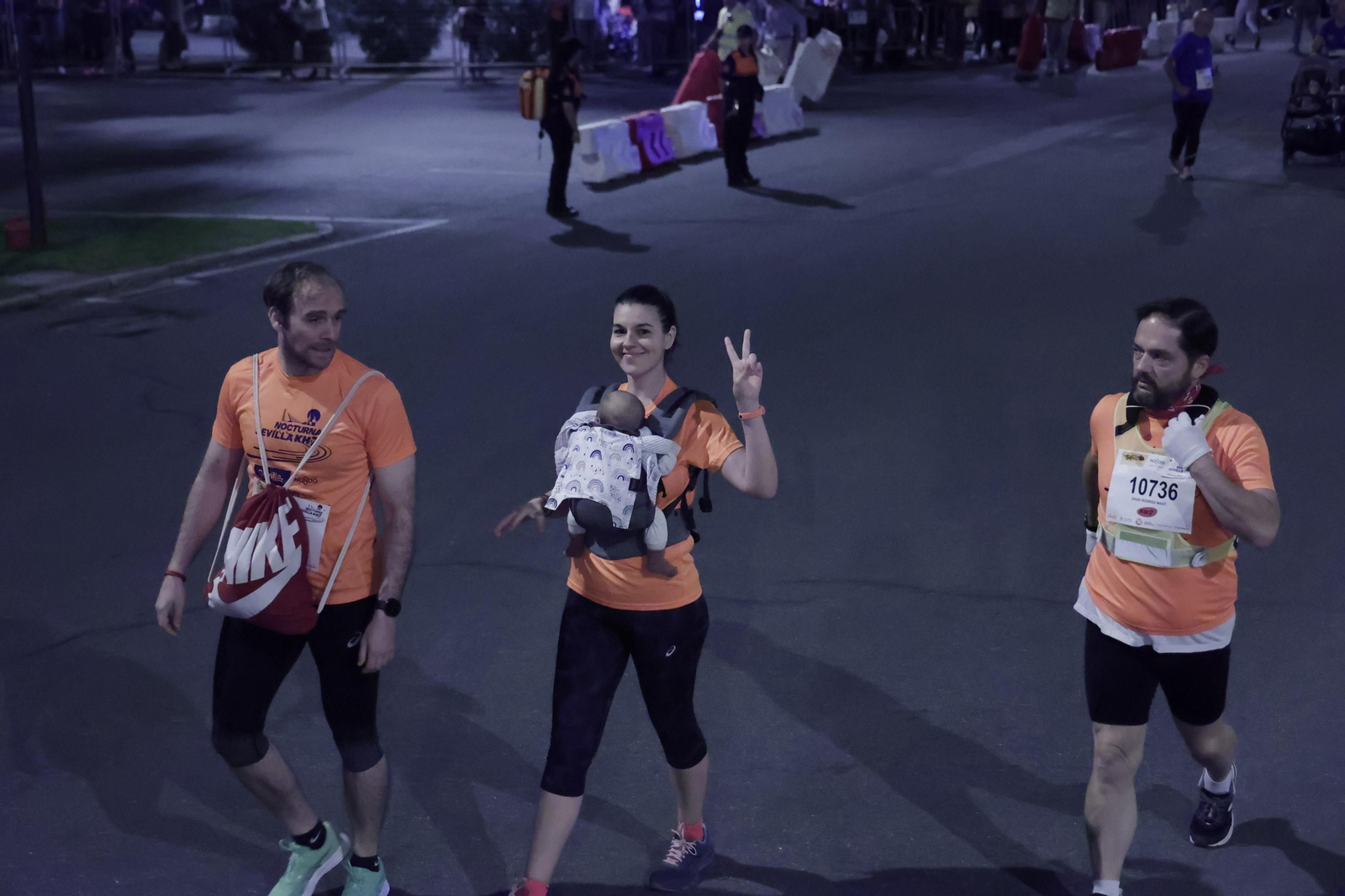 Búscate en la Carrera Nocturna de Sevilla (8)
