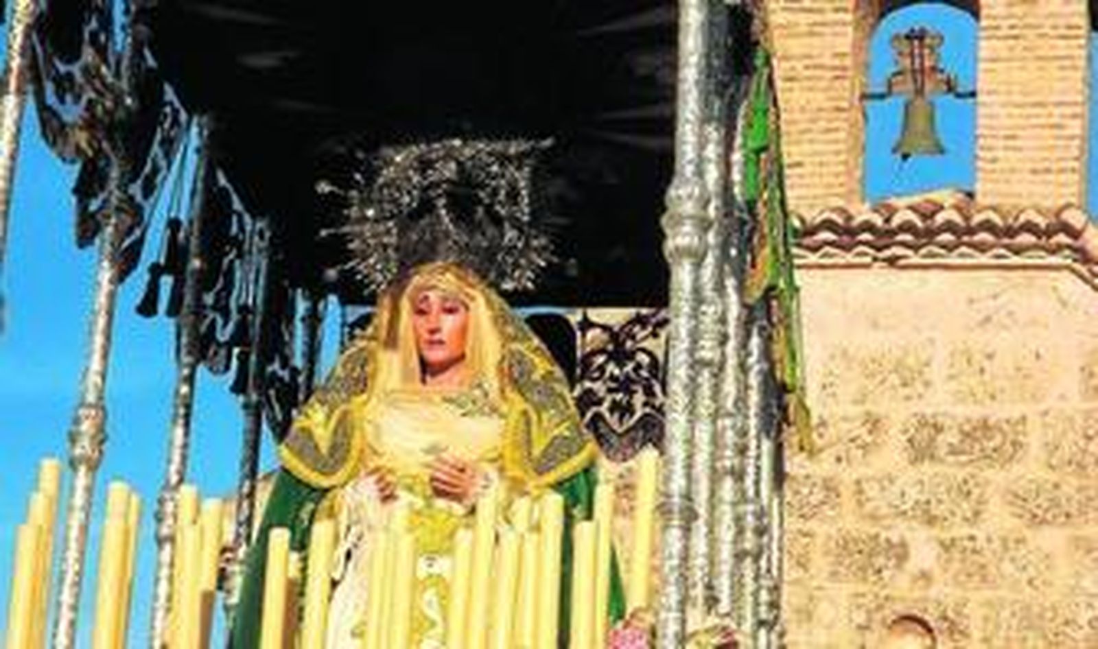 La hermandad realizó su estación de penitencia bajo una enorme expectación.