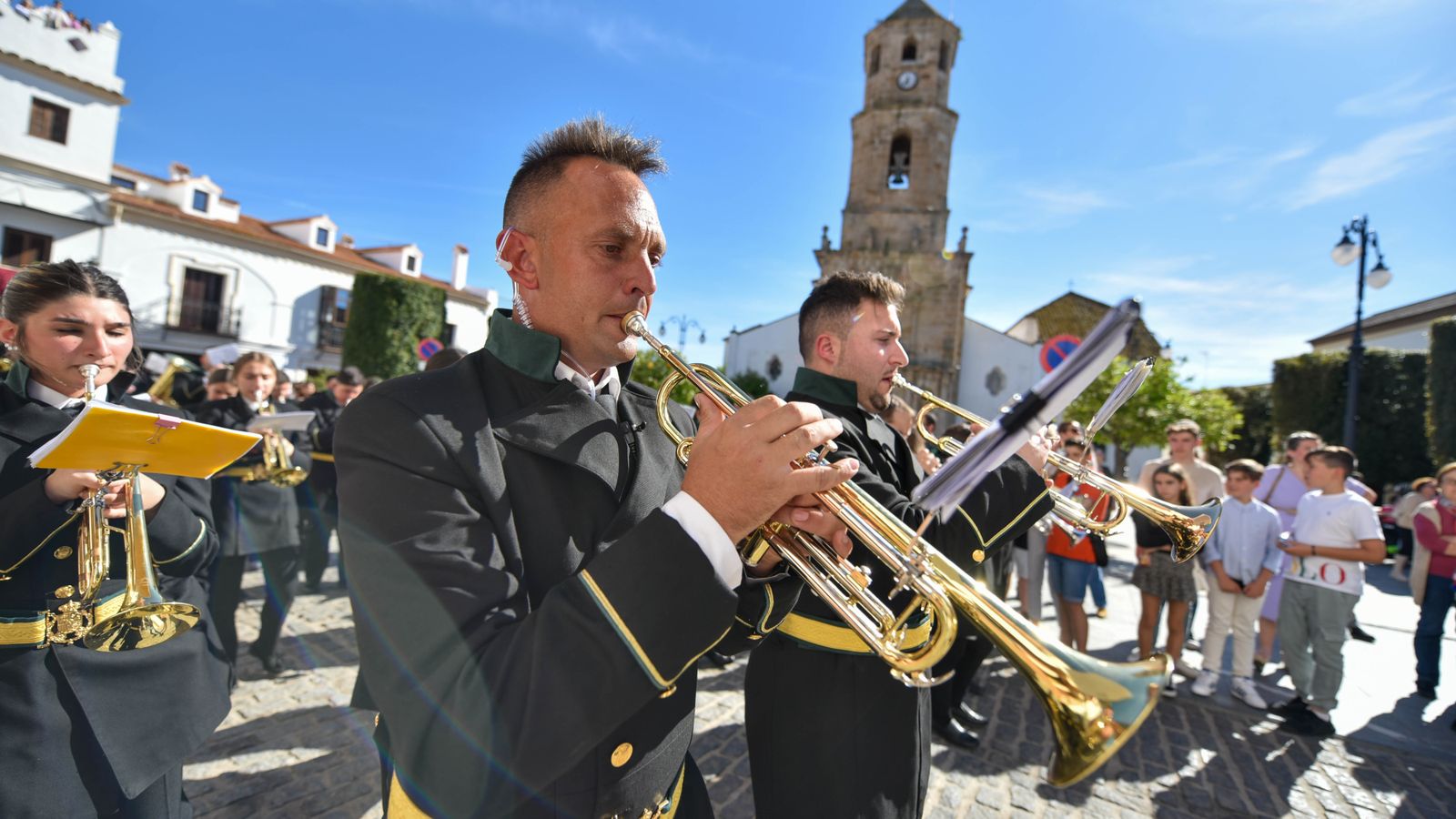 Fotos del Domingo de Ramos en Los Barrios: Borriquita y María Santisima de la Estrella