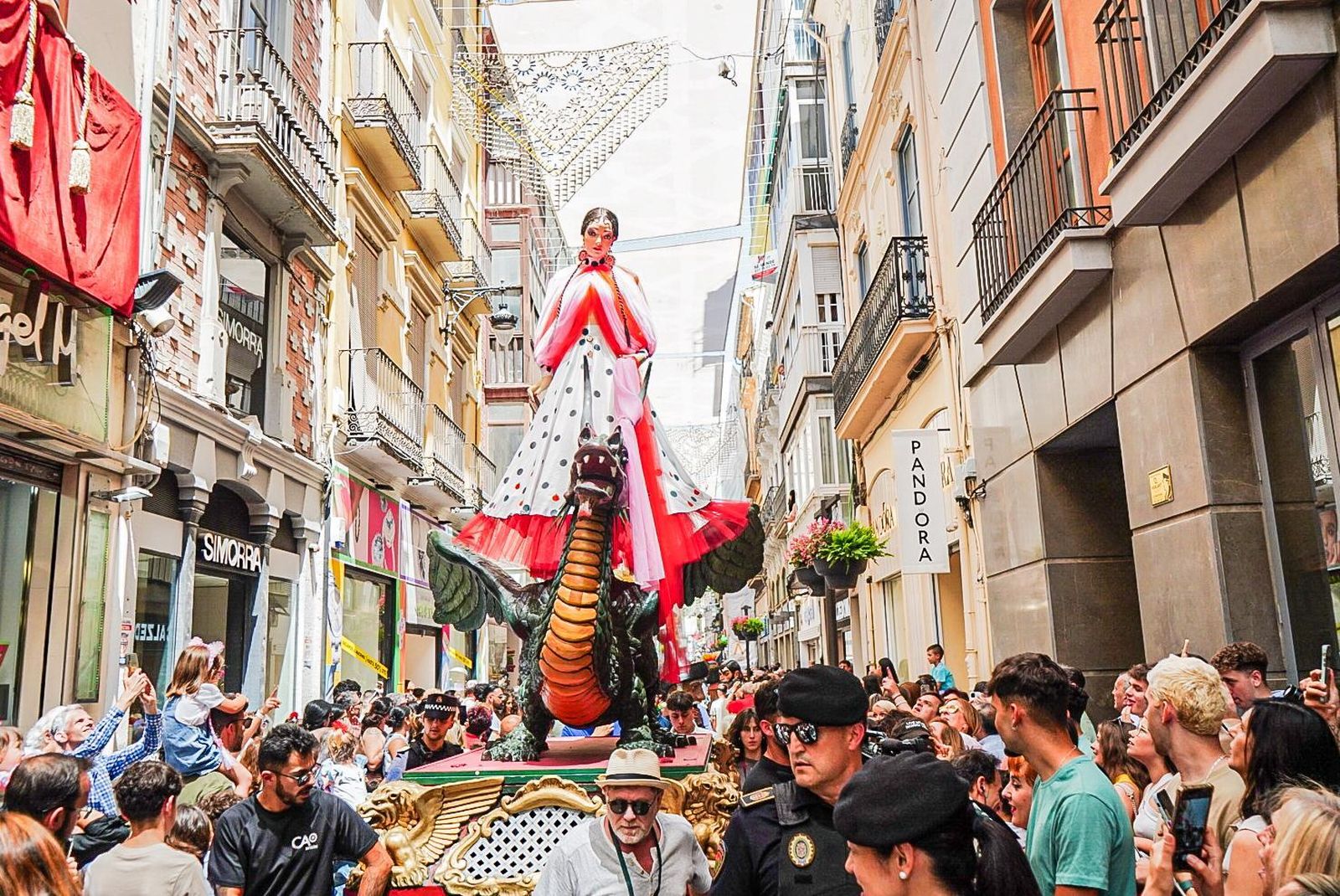 Las mejores fotos de La Tarasca de Granada 2024