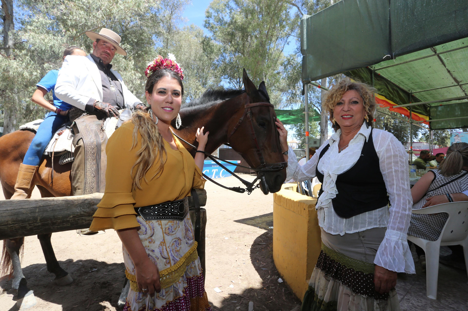 Imágenes del Lunes de Pentecostés en la Romería del Rocío 2019