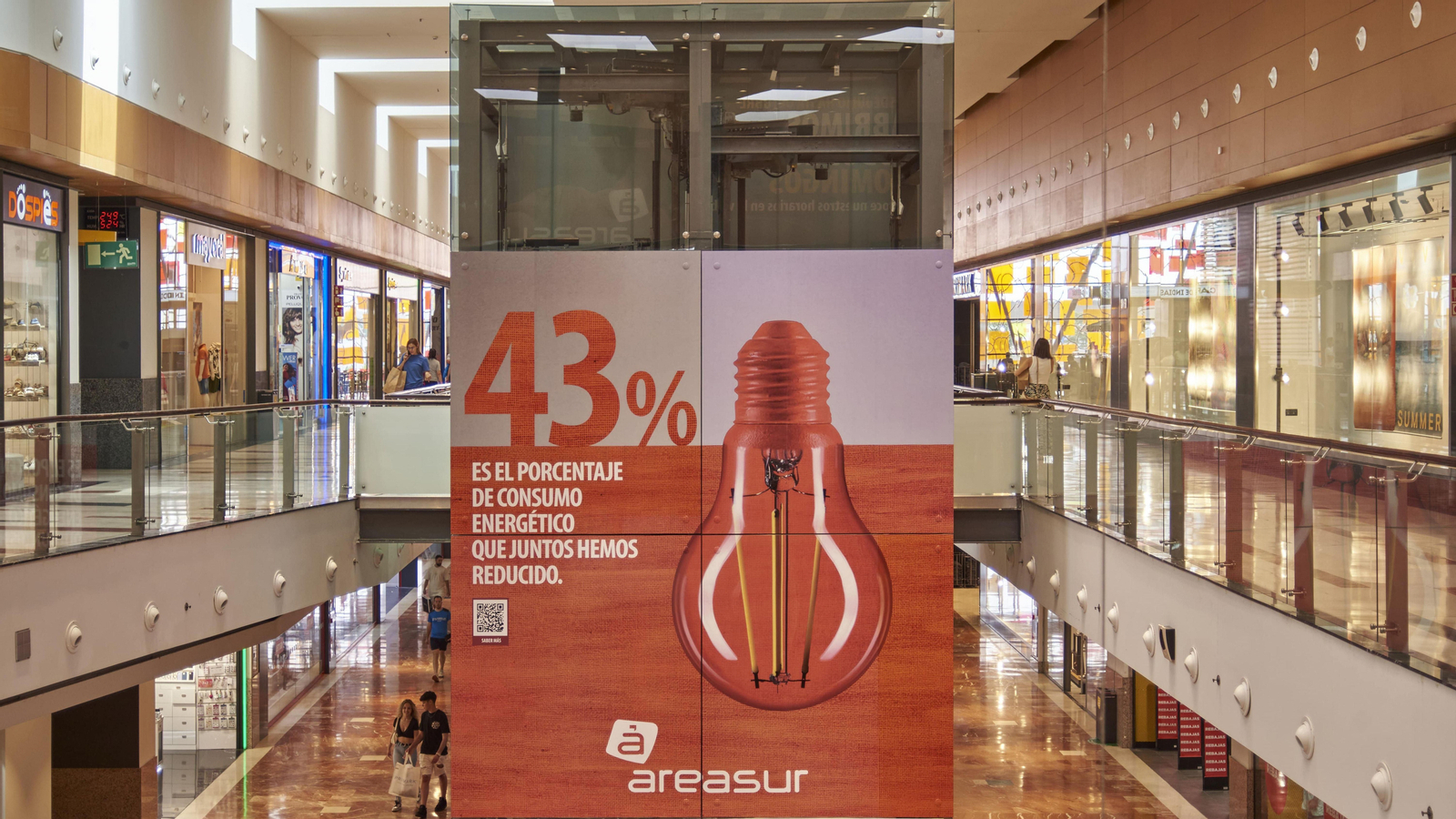 El ahorro eléctrico en Área Sur se ha visto reducido un 43% en la última década. El ahorro eléctrico en Área Sur se ha visto reducido un 43% en la última década.