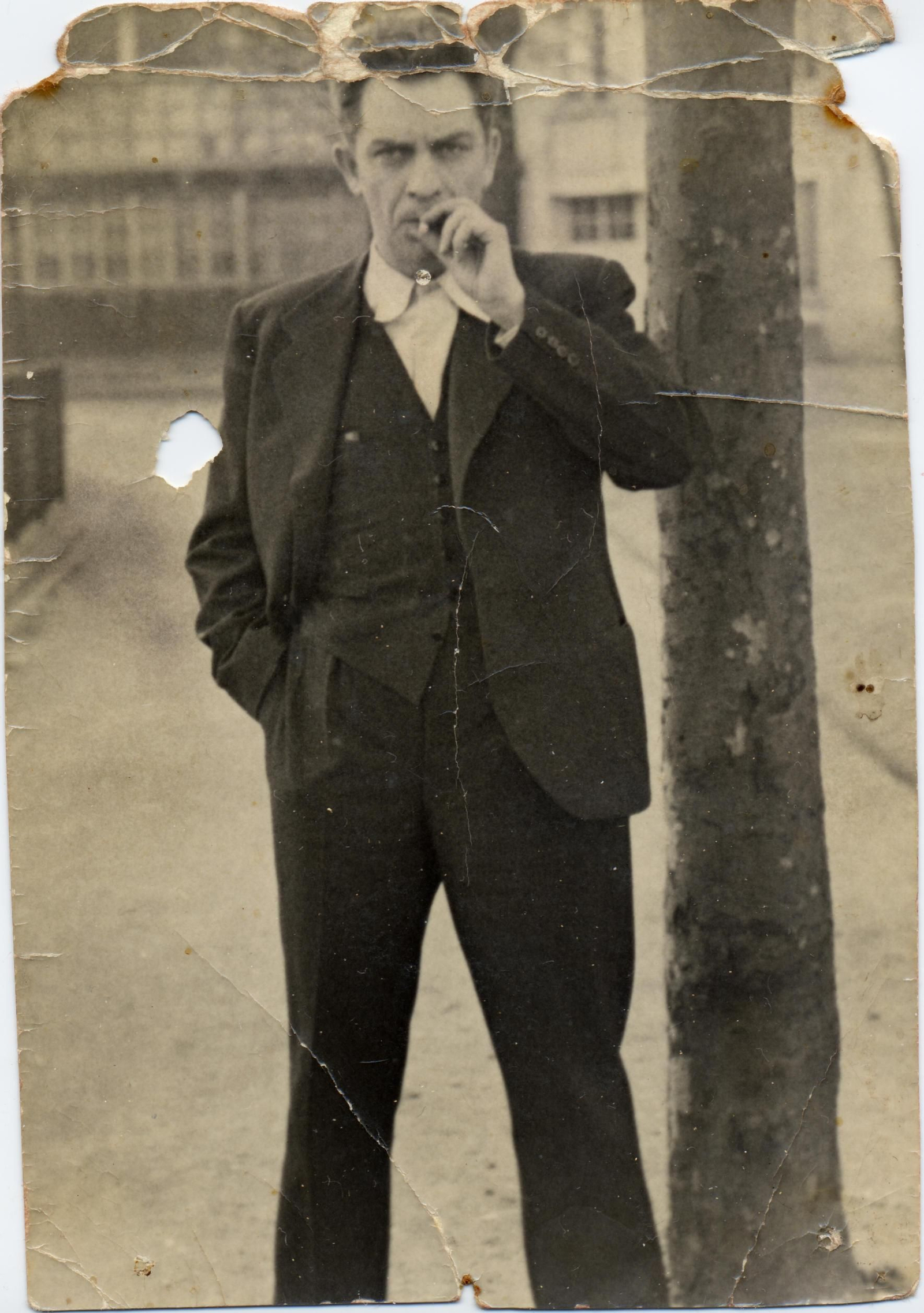 Uno de los más conocidos retratos del autor.