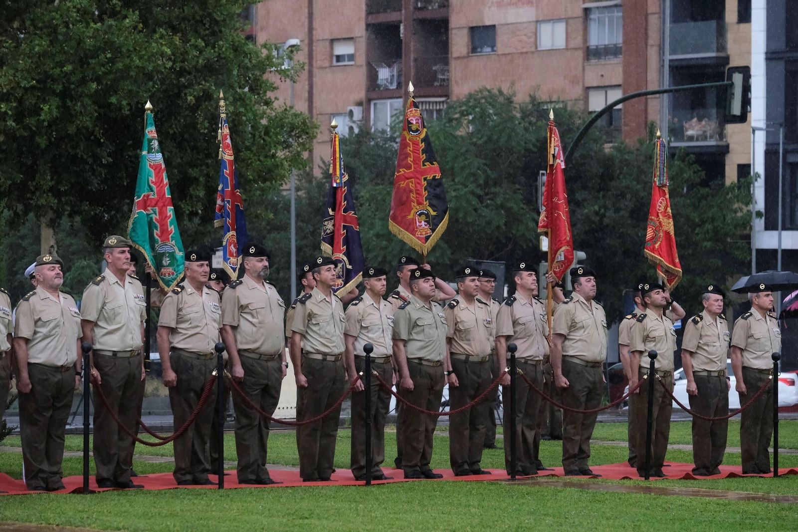 El izado de la bandera de España en Córdoba, en imágenes