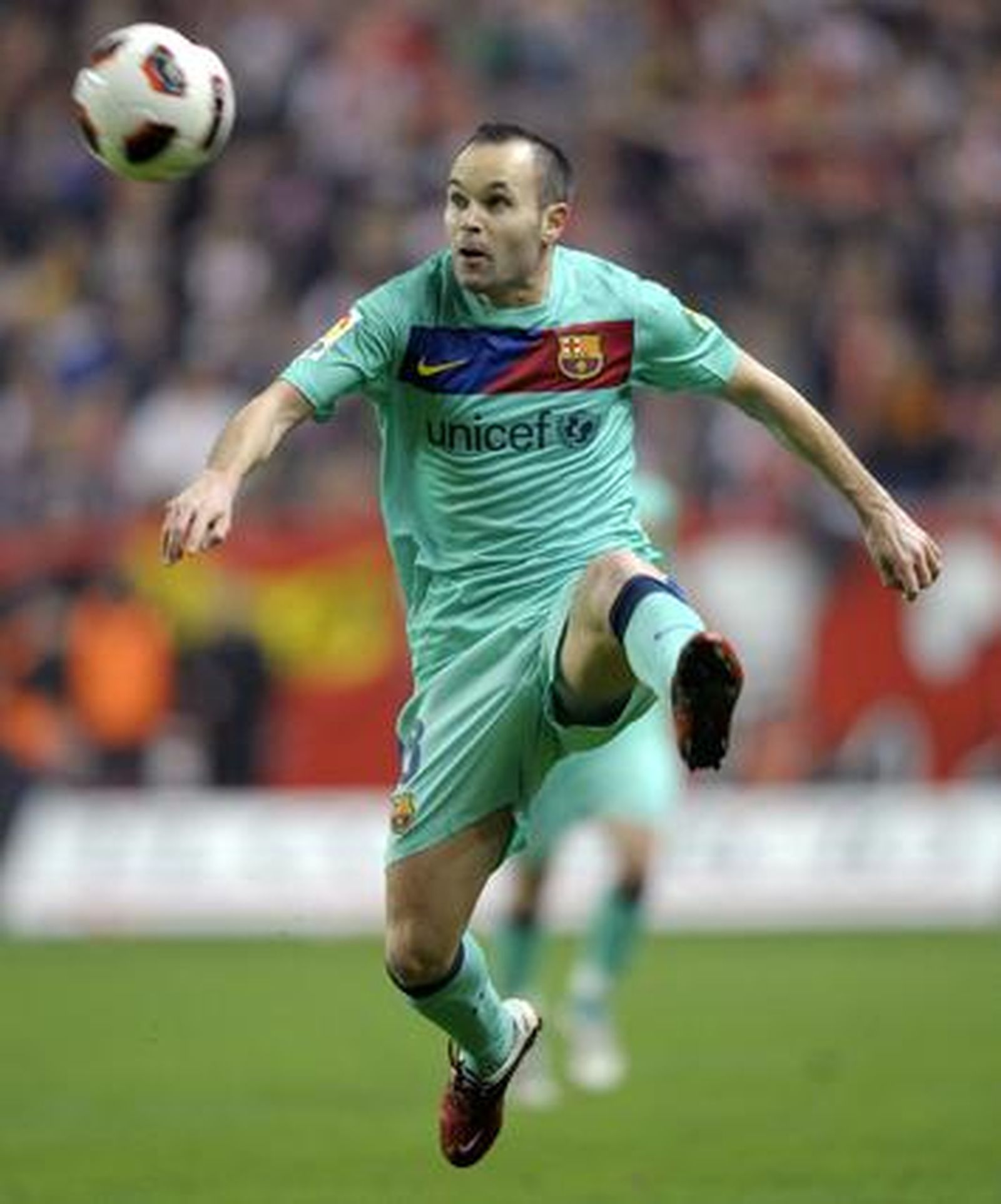 El Sporting frena al Barcelona tras 16 partidos seguidos ganando. / AFP