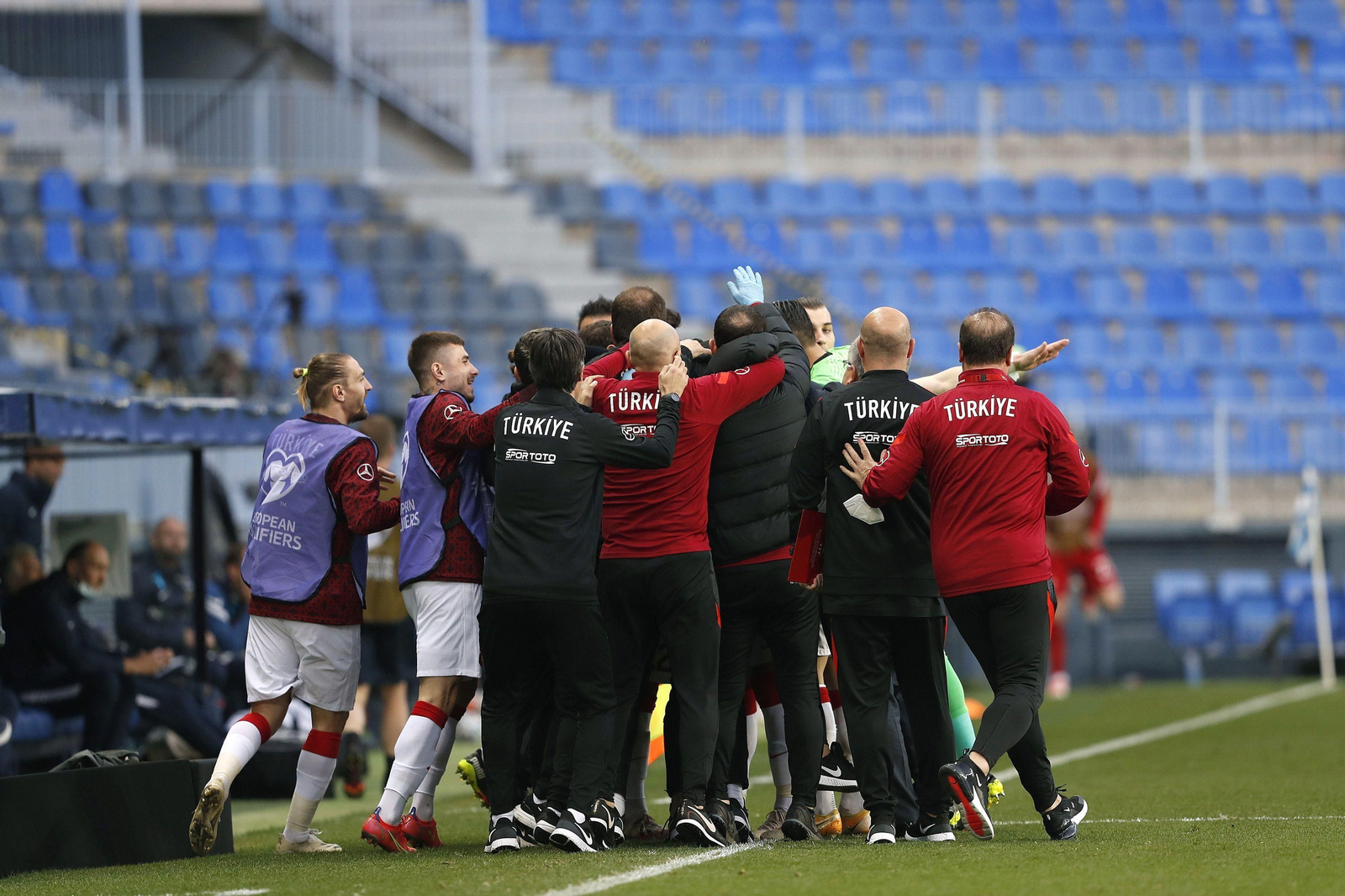 Las fotos del Noruega-Turquía en La Rosaleda