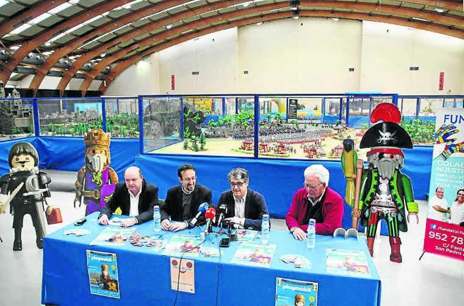 Momento de la presentación, ayer, en el Palacio de Congresos.