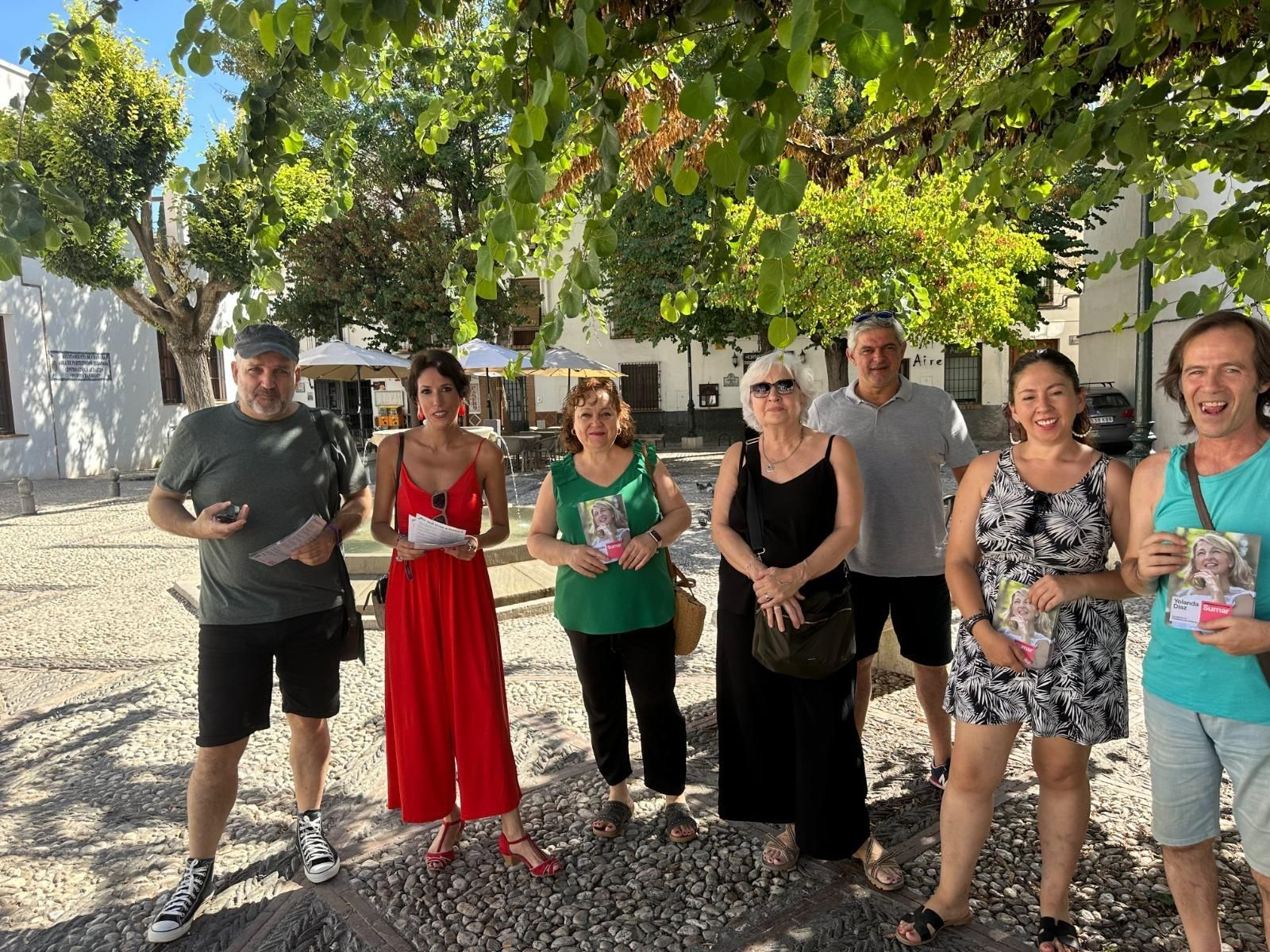 Sumar aboga desde el Albaicín por limitar el alquiler turístico para que los fondos inmobiliarios no eludan la Ley de Vivienda