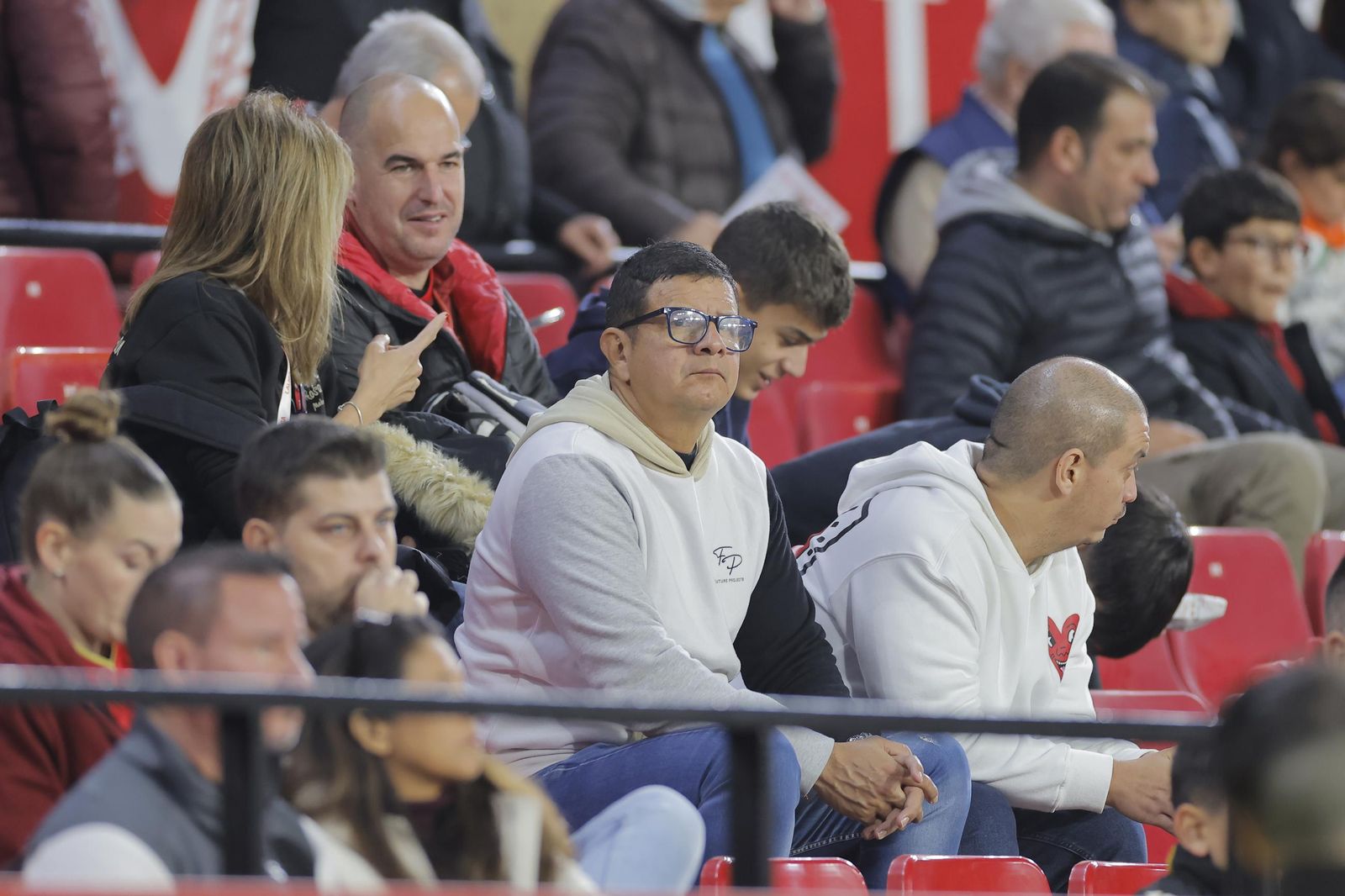 Búscate en las fotos del Sevilla fc - Osasuna