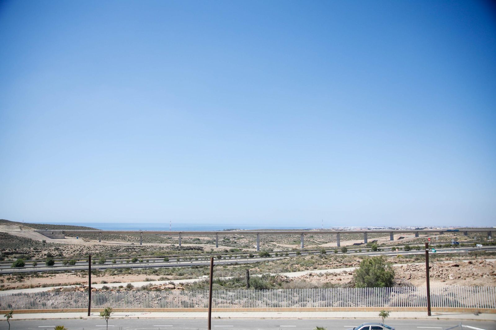 Luis Planas en una visita a la cooperativa Única