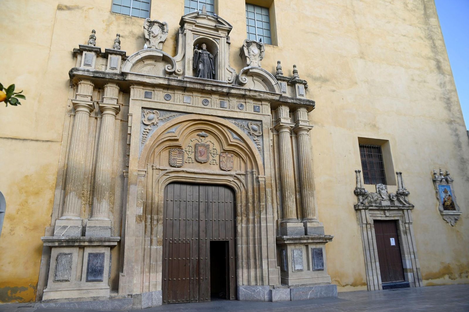 Las mejores fotografías de la majestuosa iglesia de San Agustín de Córdoba