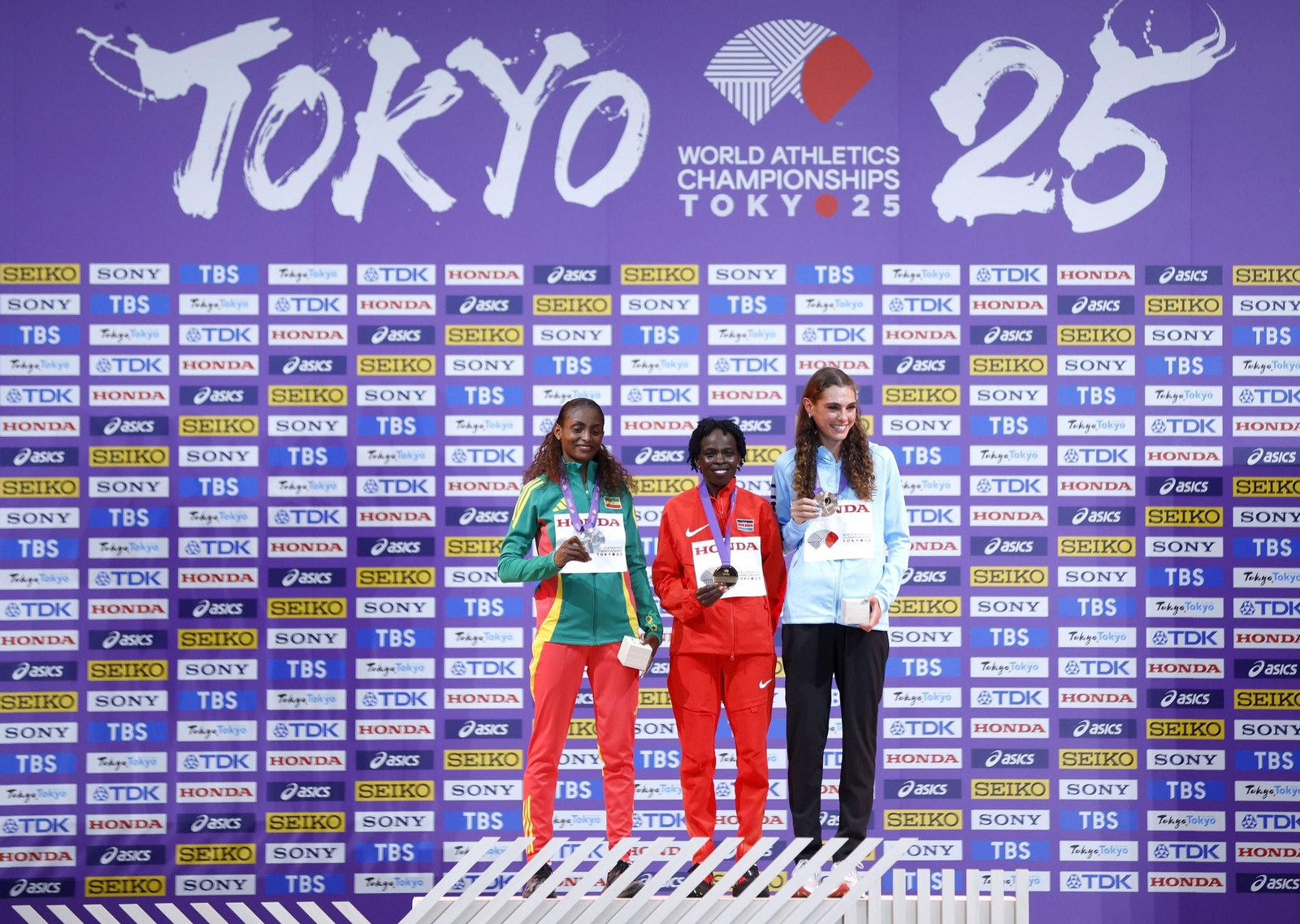 Las mejores imágenes del triunfo de Seville en 100 metros y del resto del Mundial de atletismo