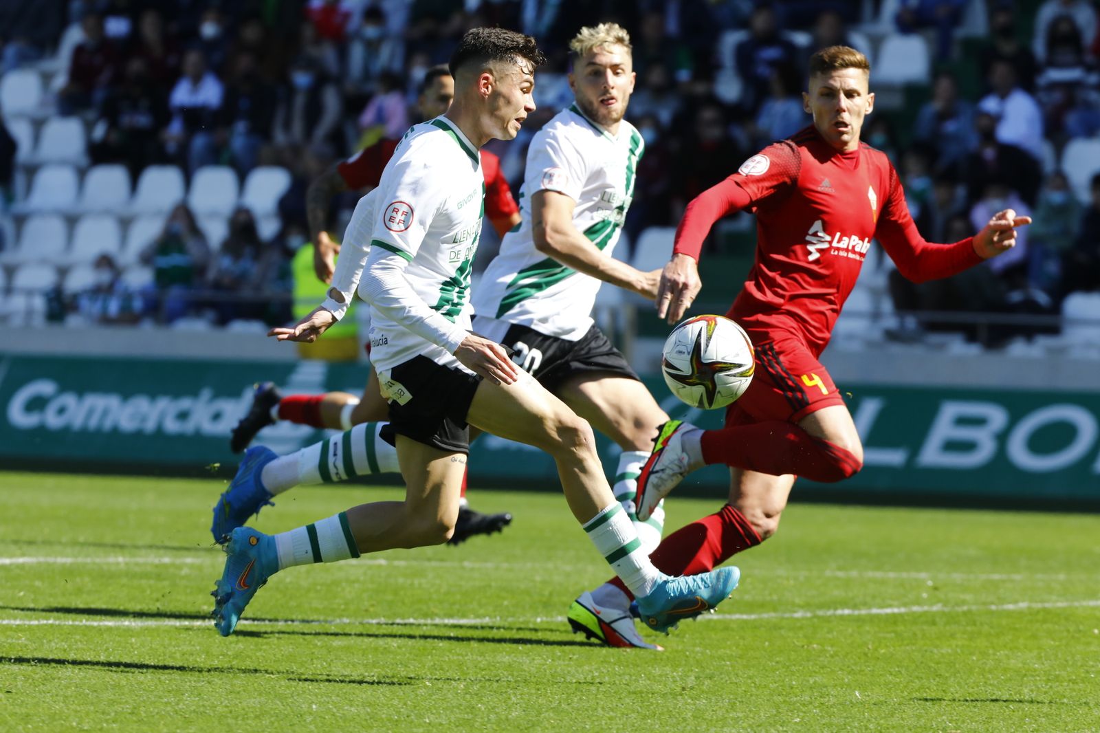 La victoria del Córdoba CF ante el Mensajero, en imágenes