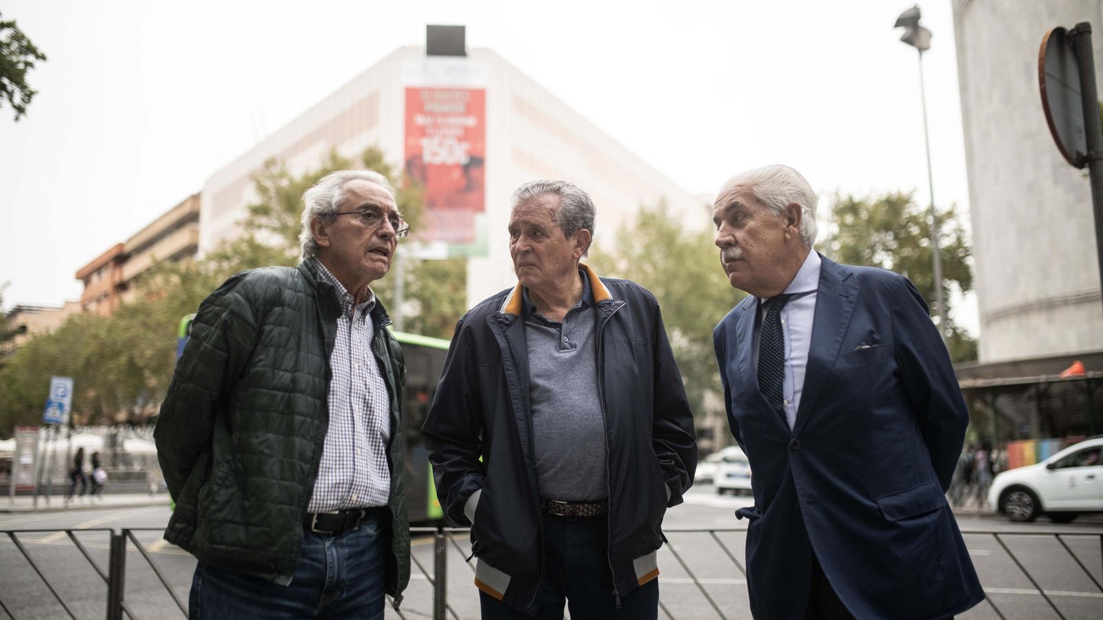 Herminio Trigo junto a sus compañeros en la oposición por Alianza Popular, Antonio de la Cruz Gil y Enrique García Montoya.