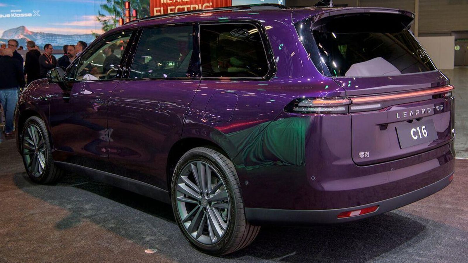 Con casi cinco metros de largo y seis plazas, el C16 será el modelo más grande y lujoso de Leapmotor International.