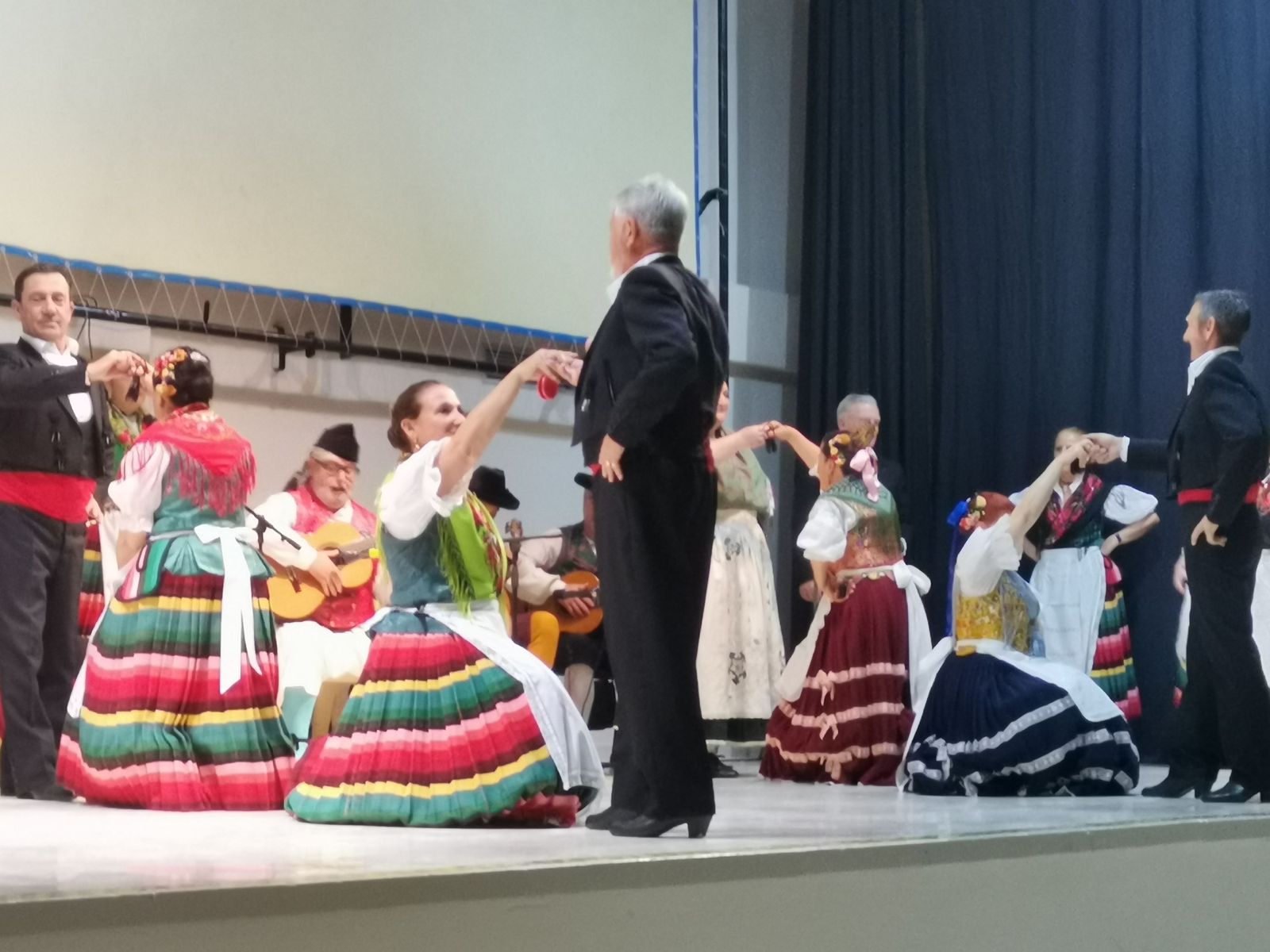 Fandanguillos, soleares y parrales animan a los reos de ‘El Acebuche’