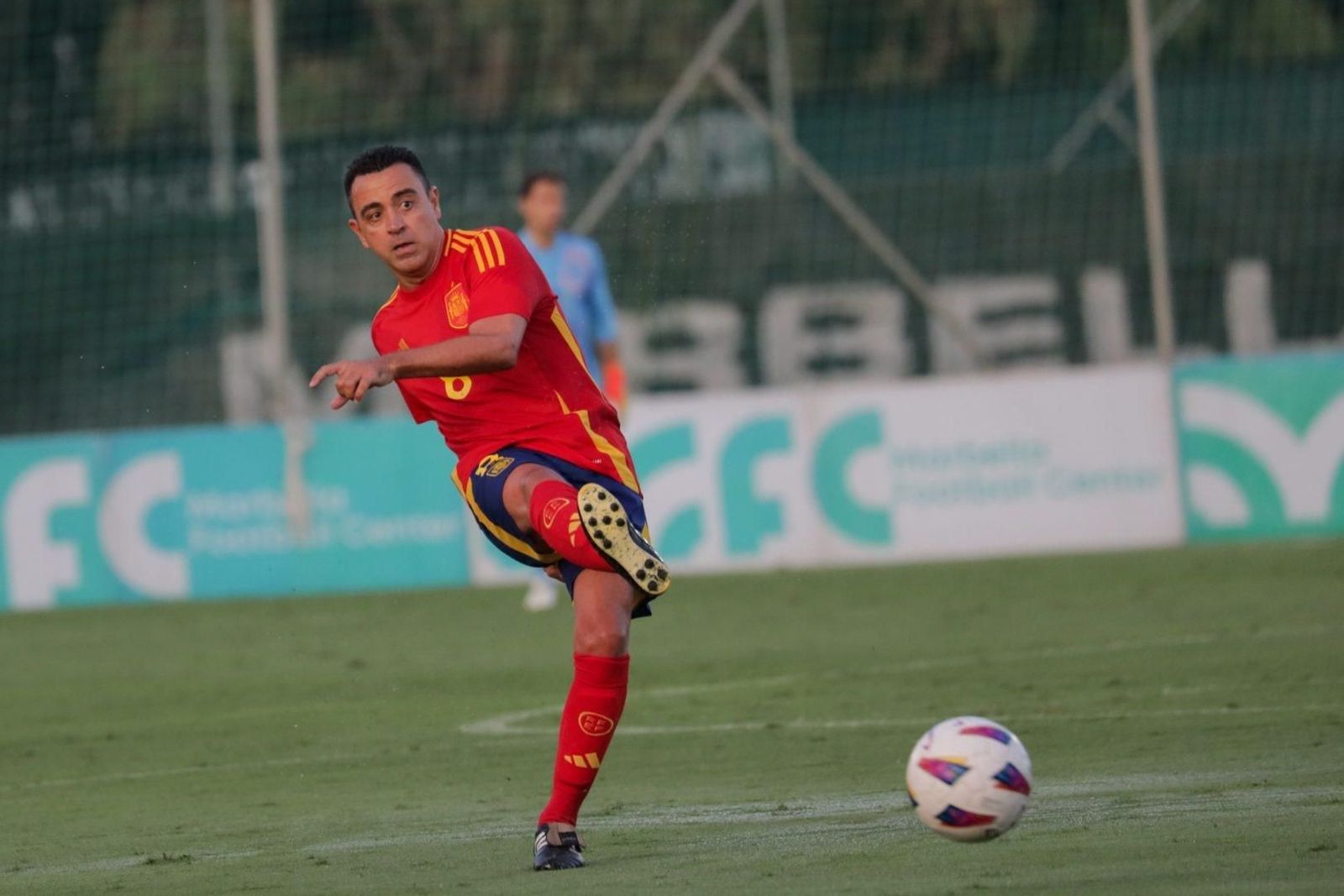 Leyendas e históricos en Marbella por una buena causa: Xavi, Marchena, Tamudo, Salva...
