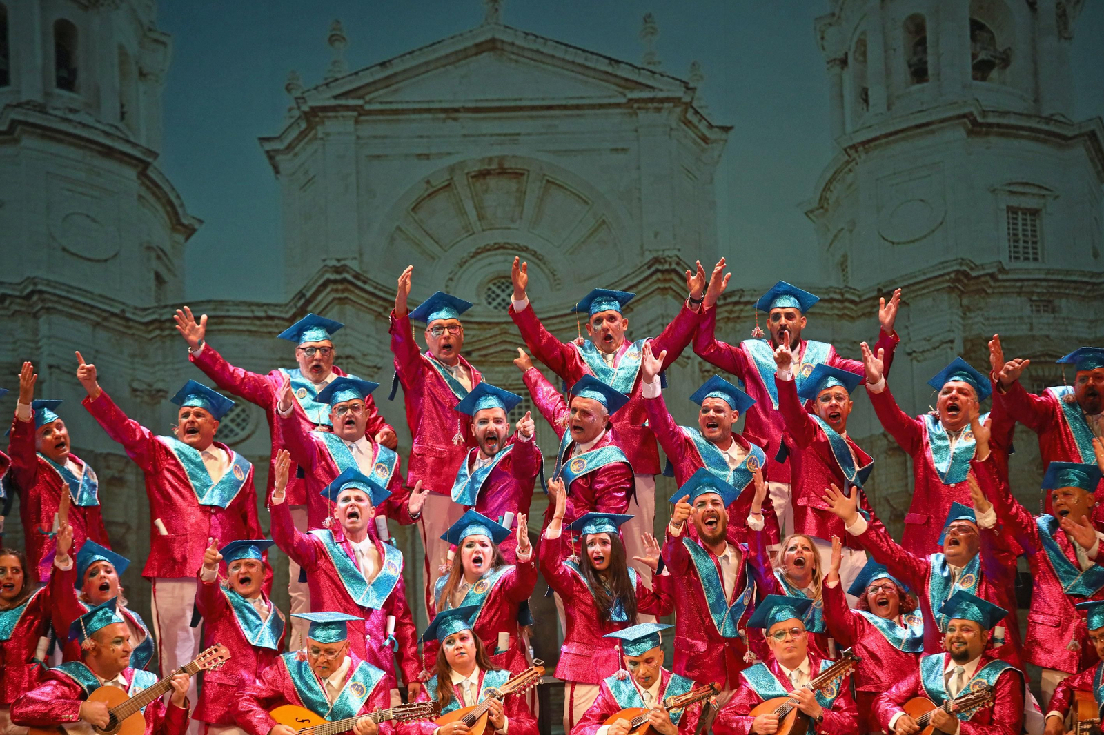 Actuación del coro 'Carrera oficial'