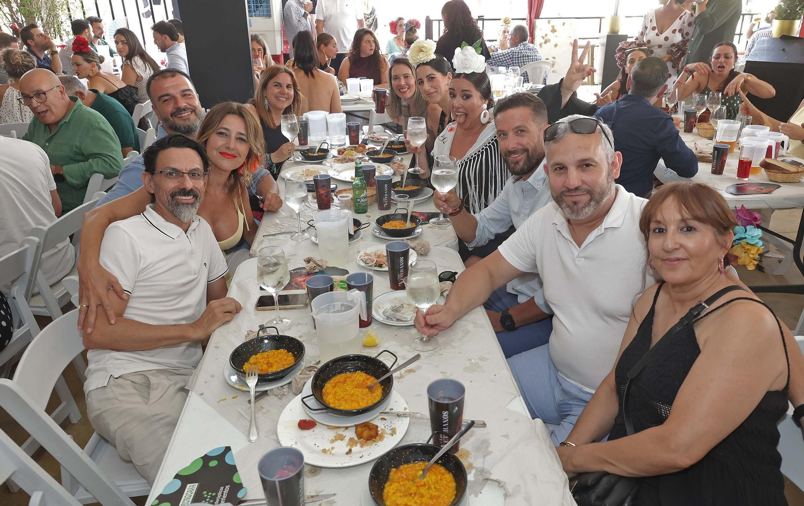 Búscate en las fotos del Domingo por Sevillanas de la Feria Real de Algeciras 2025