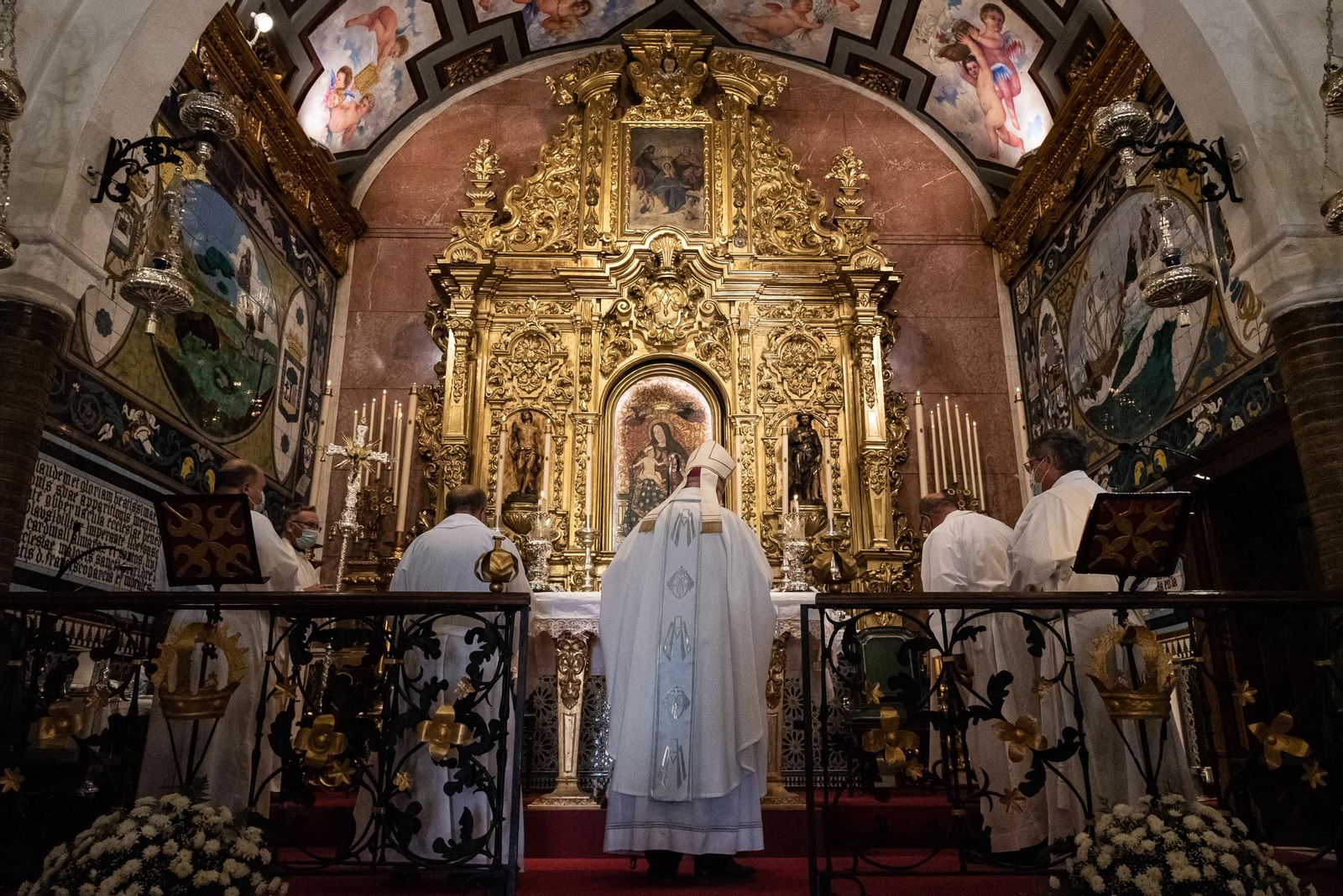 Imágenes de la misa y acto de despedida del obispo de Huelva José Vilaplana