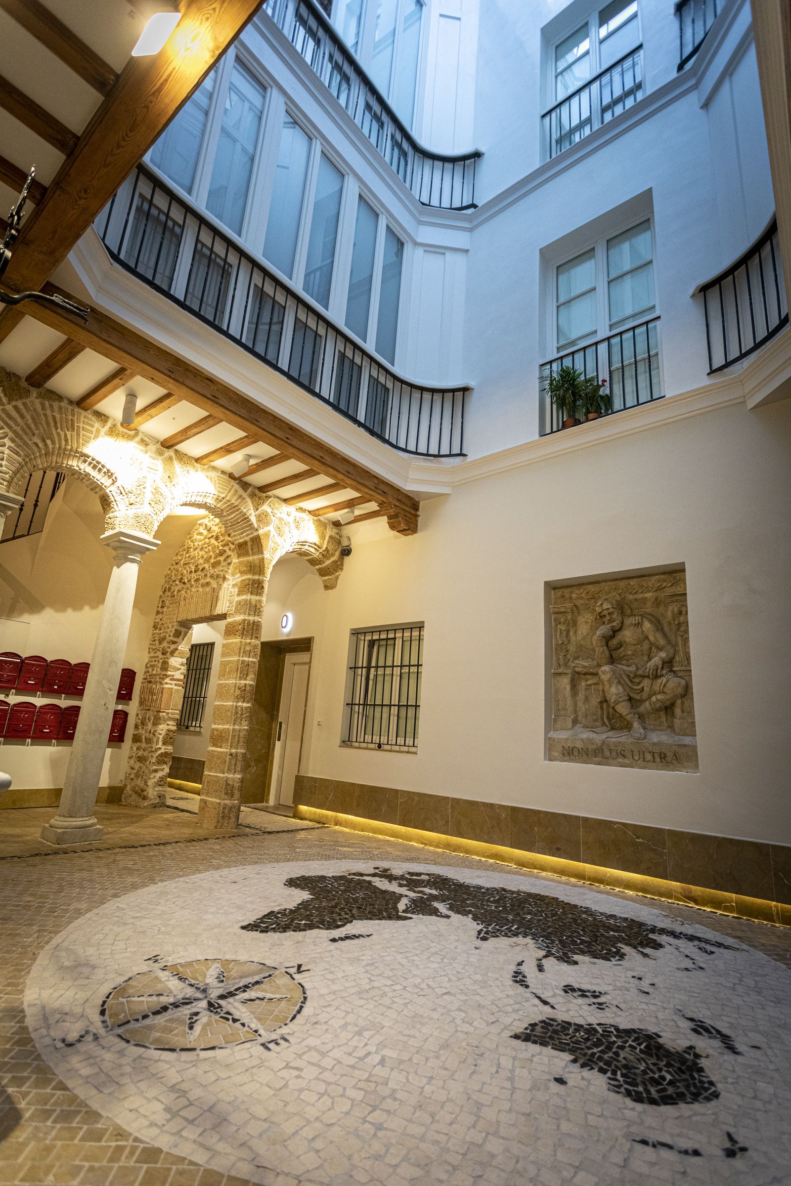 Detalles de la rehabilitación integral de finca en Conde O´Reilly esquina Costa Rica