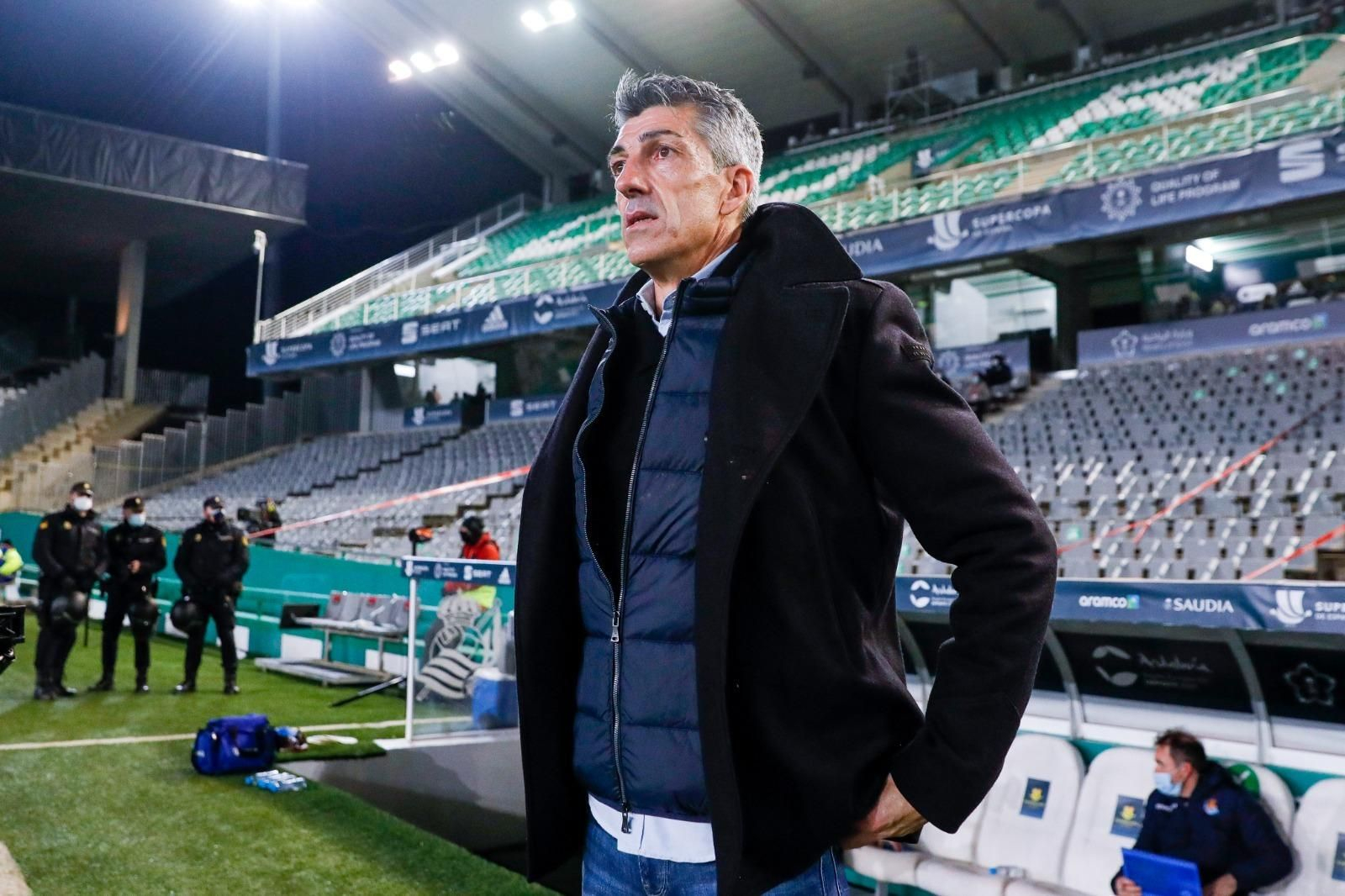 Imanol Alguacil, en el banquillo de El Arcángel, en la reciente Supercopa de España.