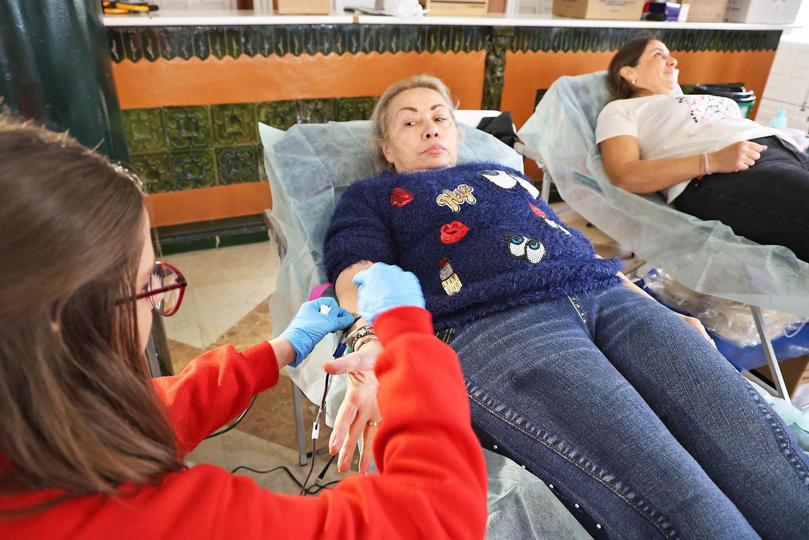 Imágenes de la primera macrocolecta de sangre de este año en Huelva