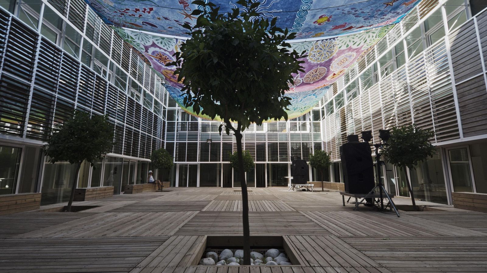 Patio central del Espacio de Cultura Contemporánea de Cádiz.