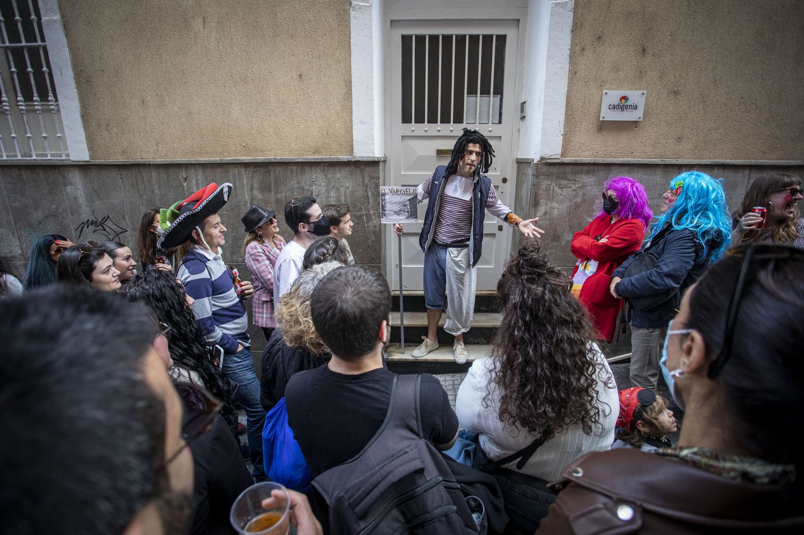 Imágenes del domingo de Carnaval ilegal en Cádiz