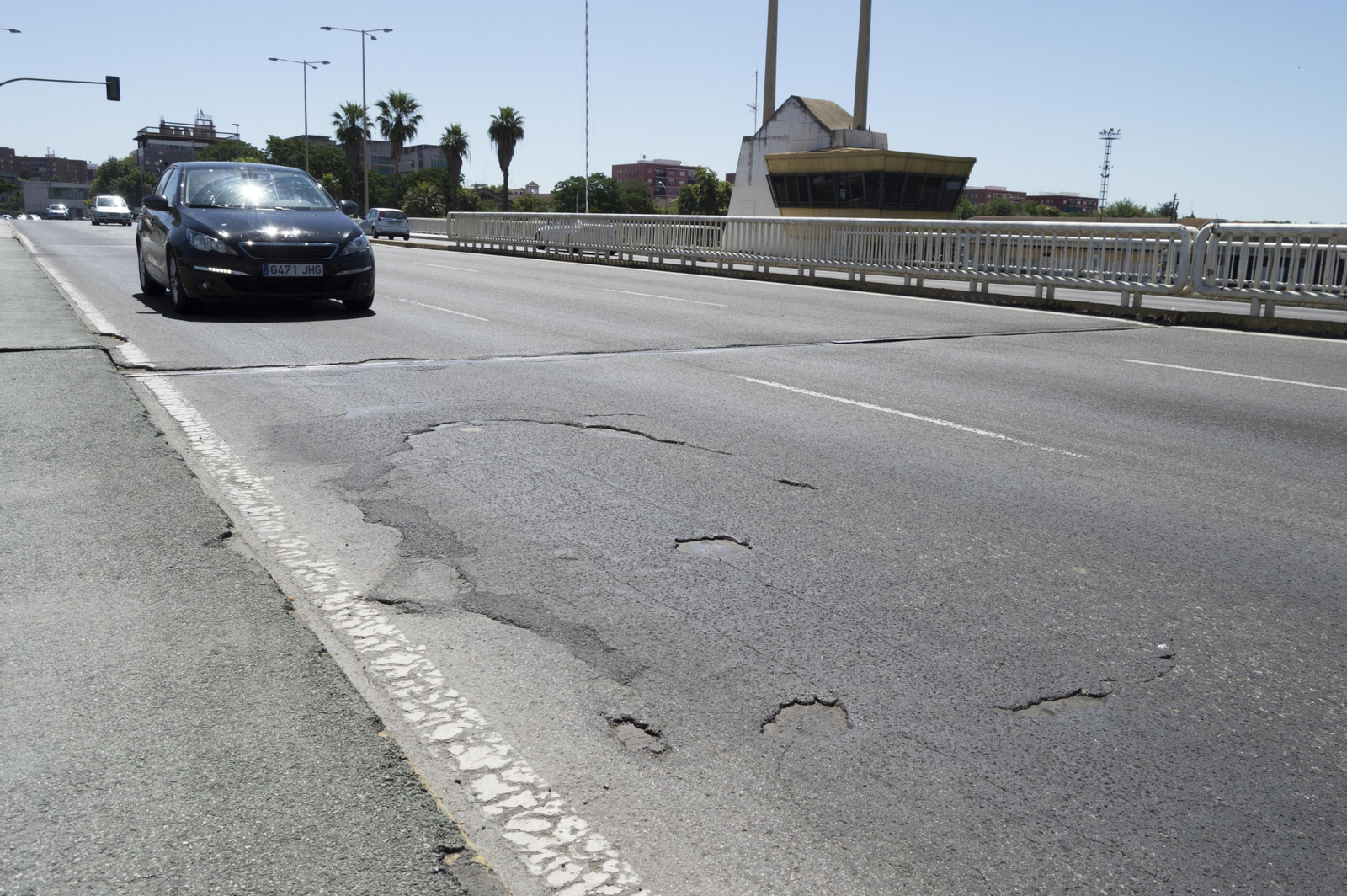 El deterioro del puente de las Delicias