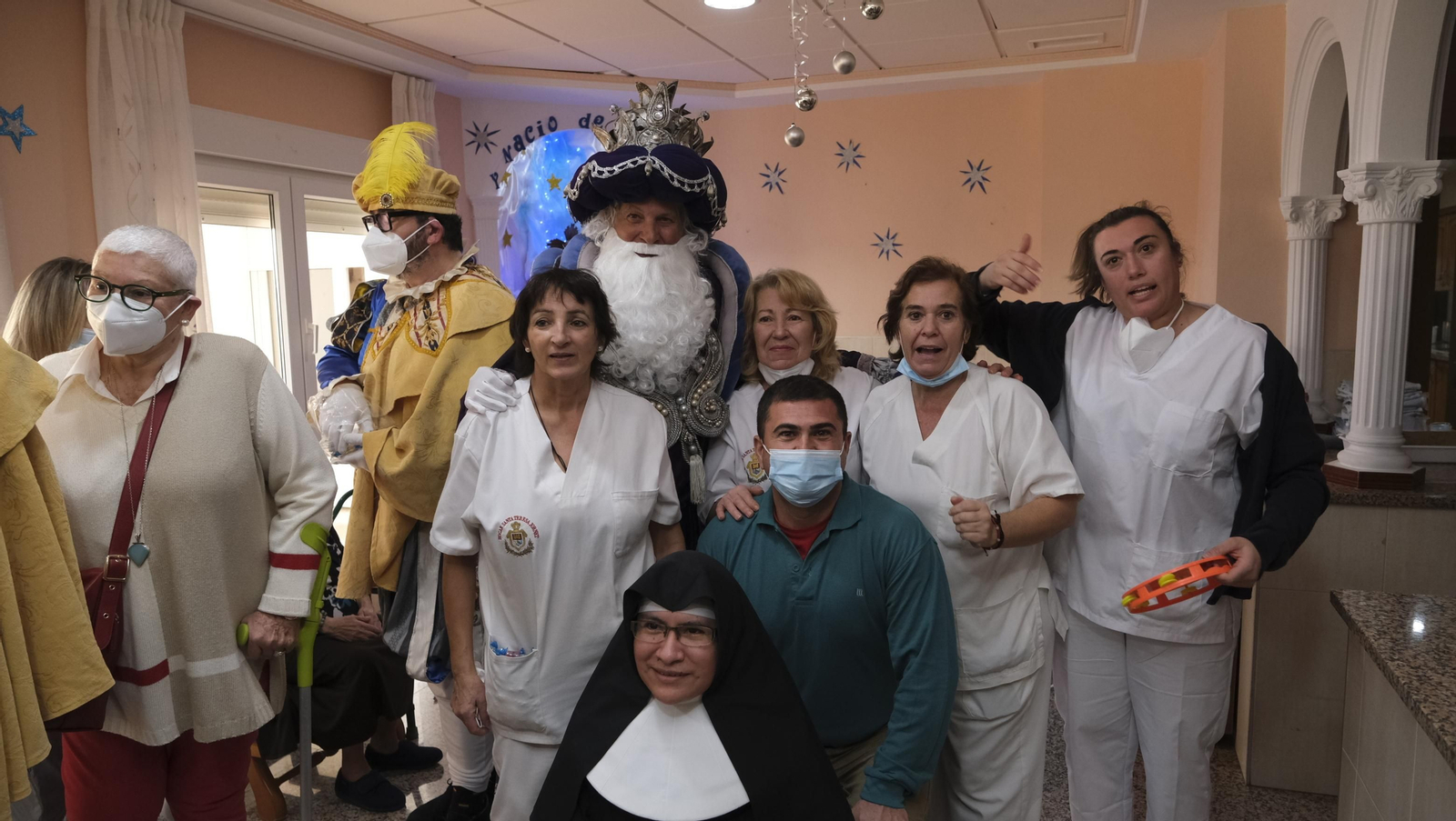 Los Reyes Magos en la Residencia Santa Teresa Jornet