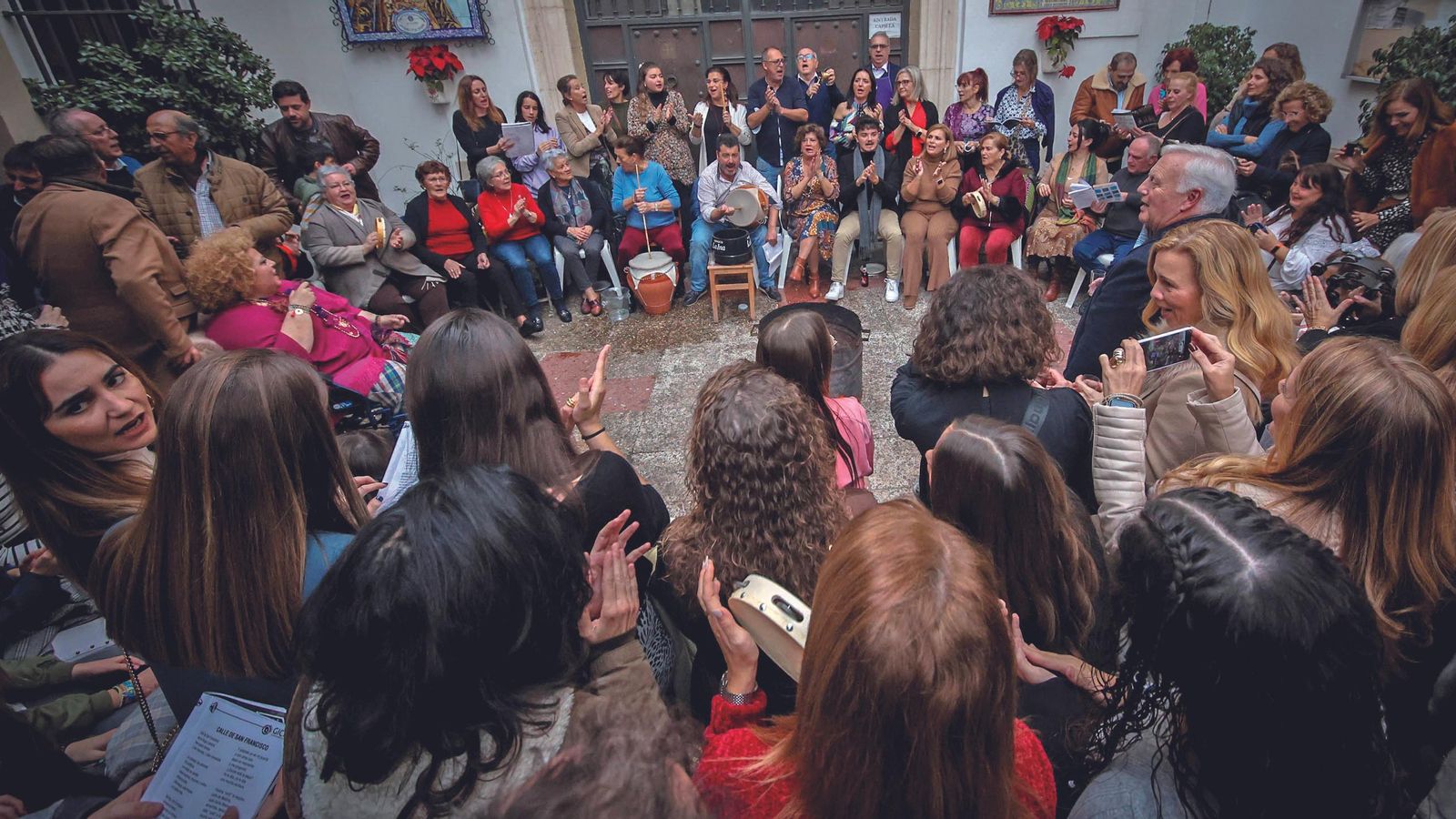 La zambomba es una de las tradiciones más arraigadas en la provincia de Cádiz.
