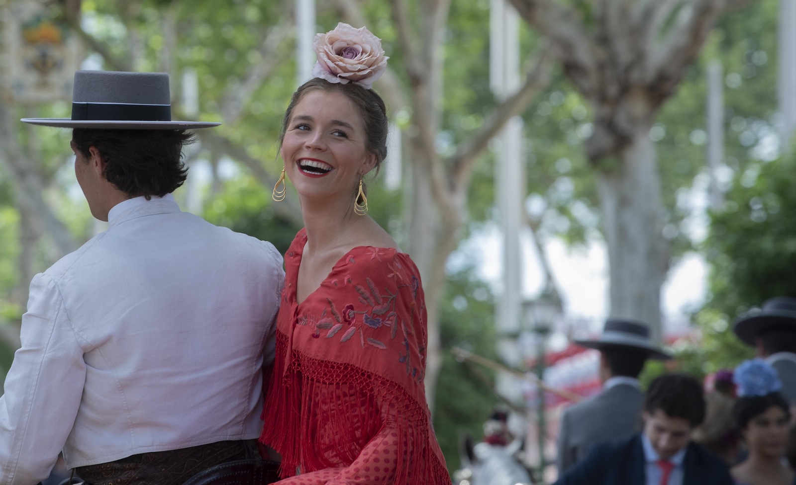 Sol y lluvia en el lunes de Feria
