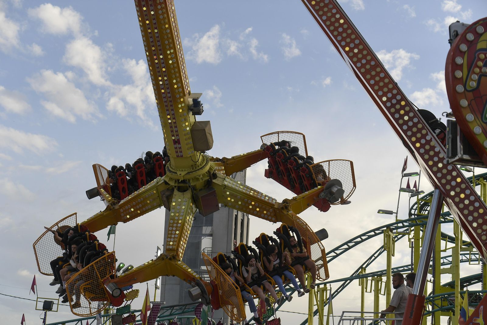 Fotos: el ferial del Corpus en la noche del viernes 4