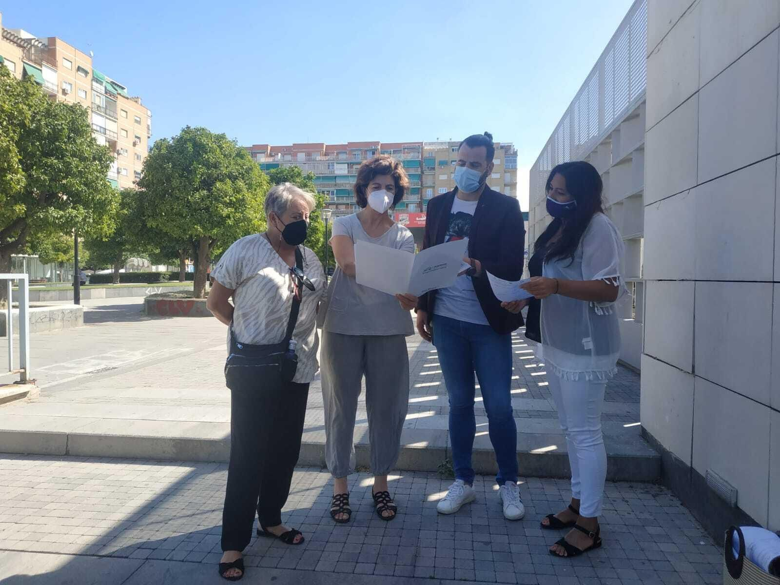 Denuncian falta de protección frente al Covid en el punto de encuentro familiar de Granada