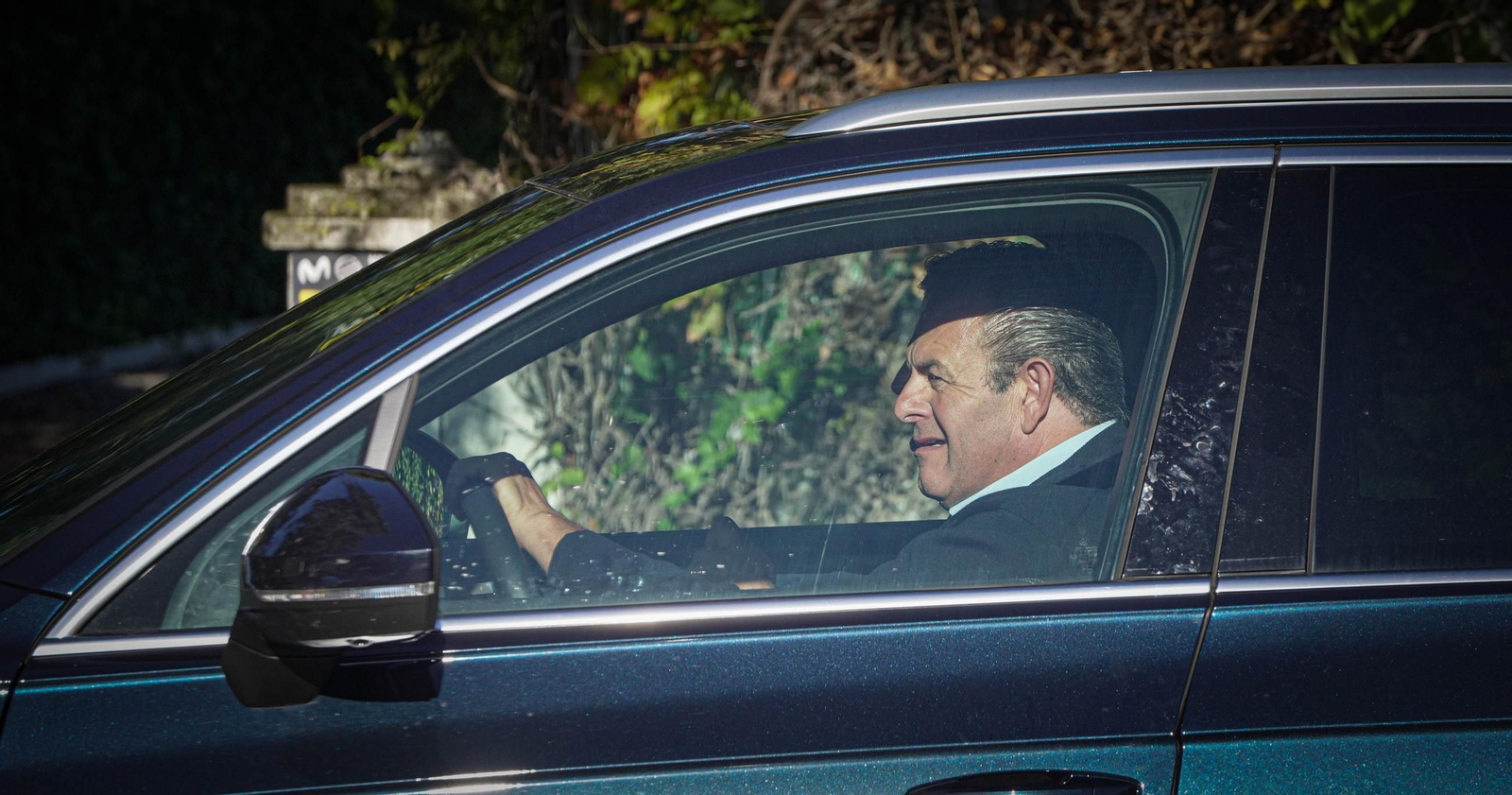 Familiares y amigos despiden a Álvaro Domecq en su casa de Jerez