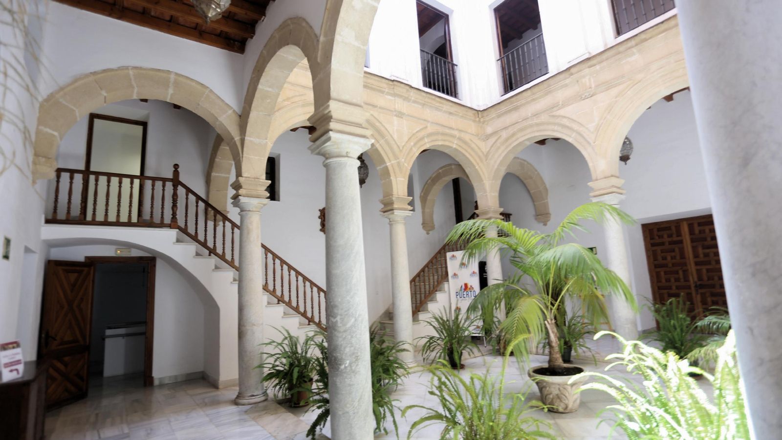 Patio del Palacio de Araníbar Patio del Palacio de Araníbar