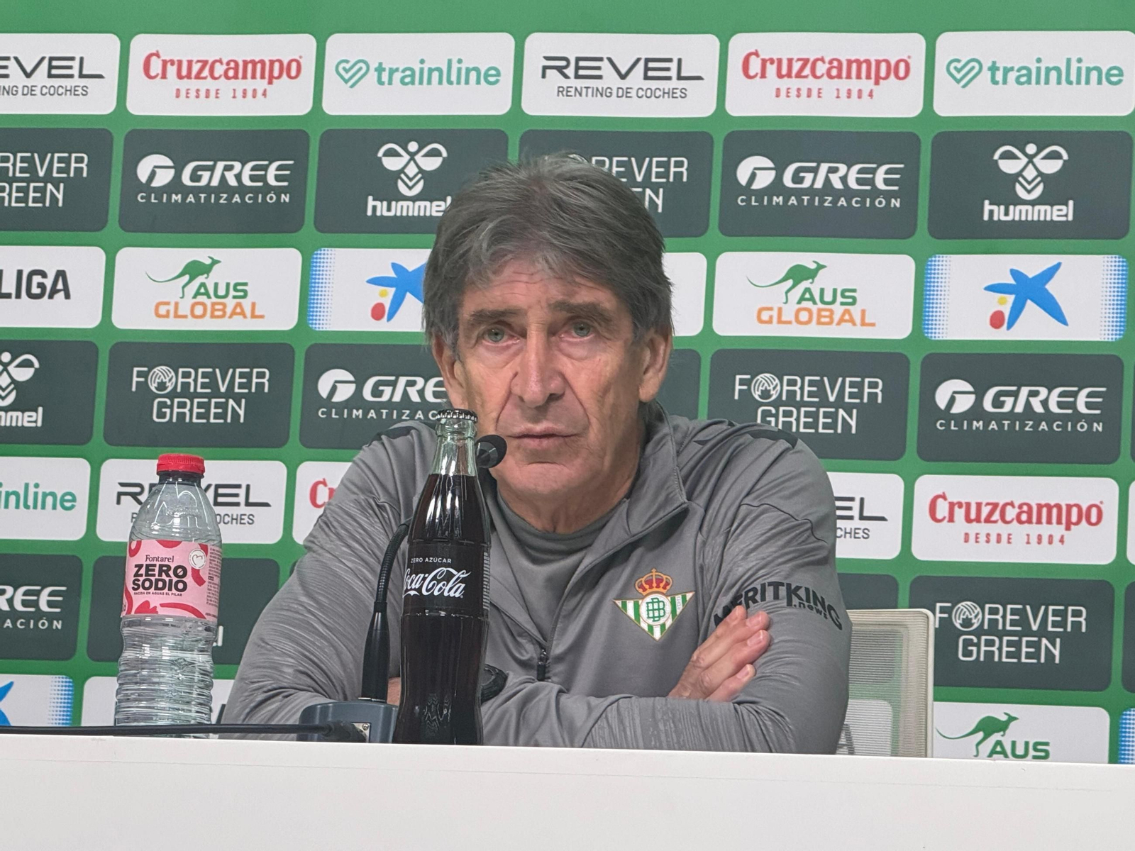 Manuel Pellegrini, en una rueda de prensa.