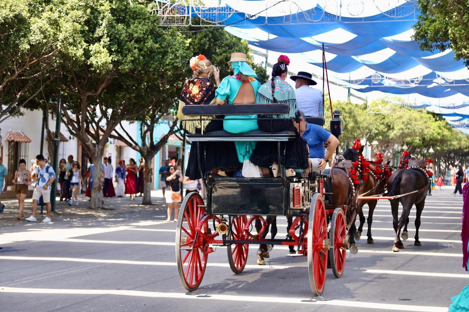 Ambiente en el Real durante la Feria de Málaga.