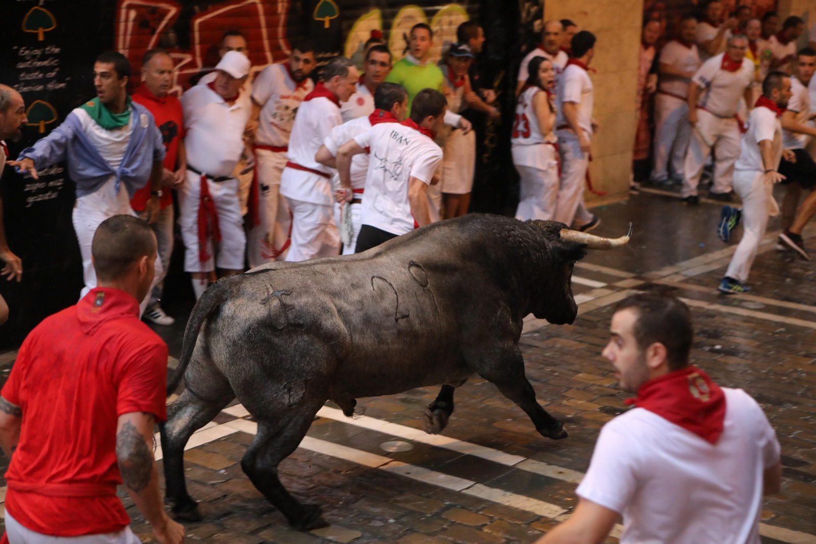Las imágenes del segundo encierro de los Sanfermines 2018