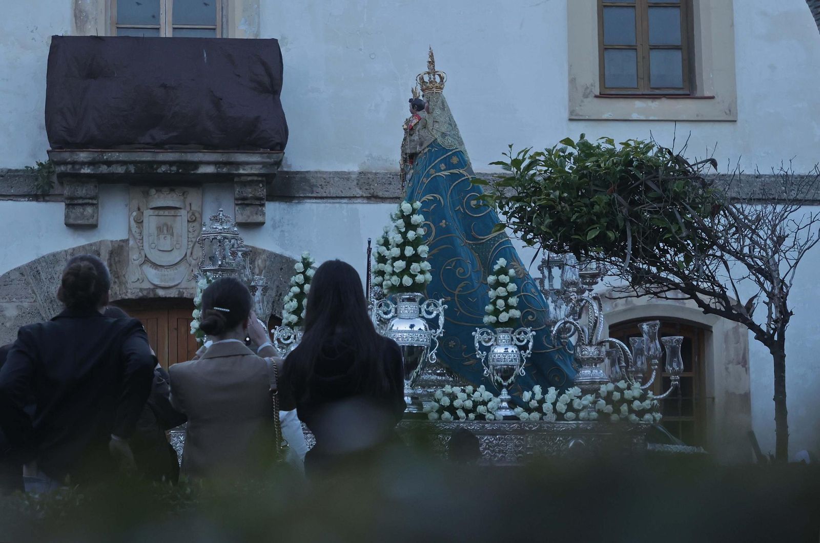 Fotos de la procesión conmemorativa del 275 aniversario del patronazgo de la Virgen de la Luz en Tarifa