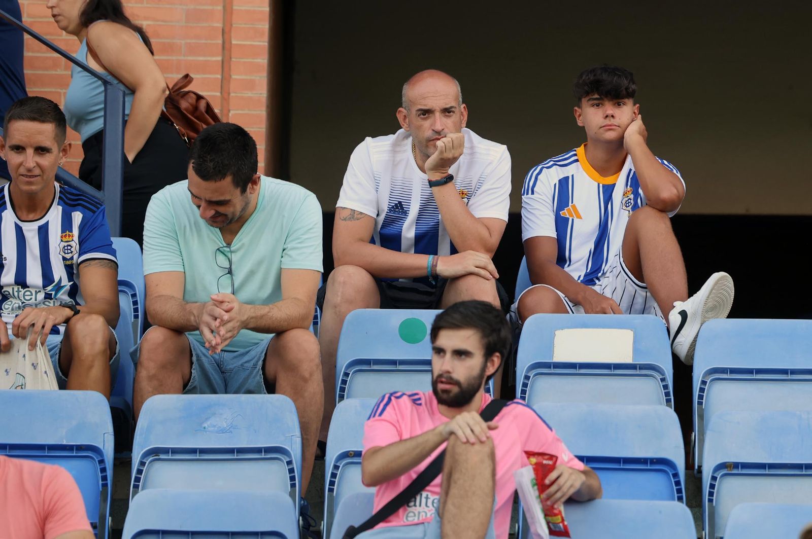 Búscate en las gradas del estadio en la celebración del Trofeo Colombino