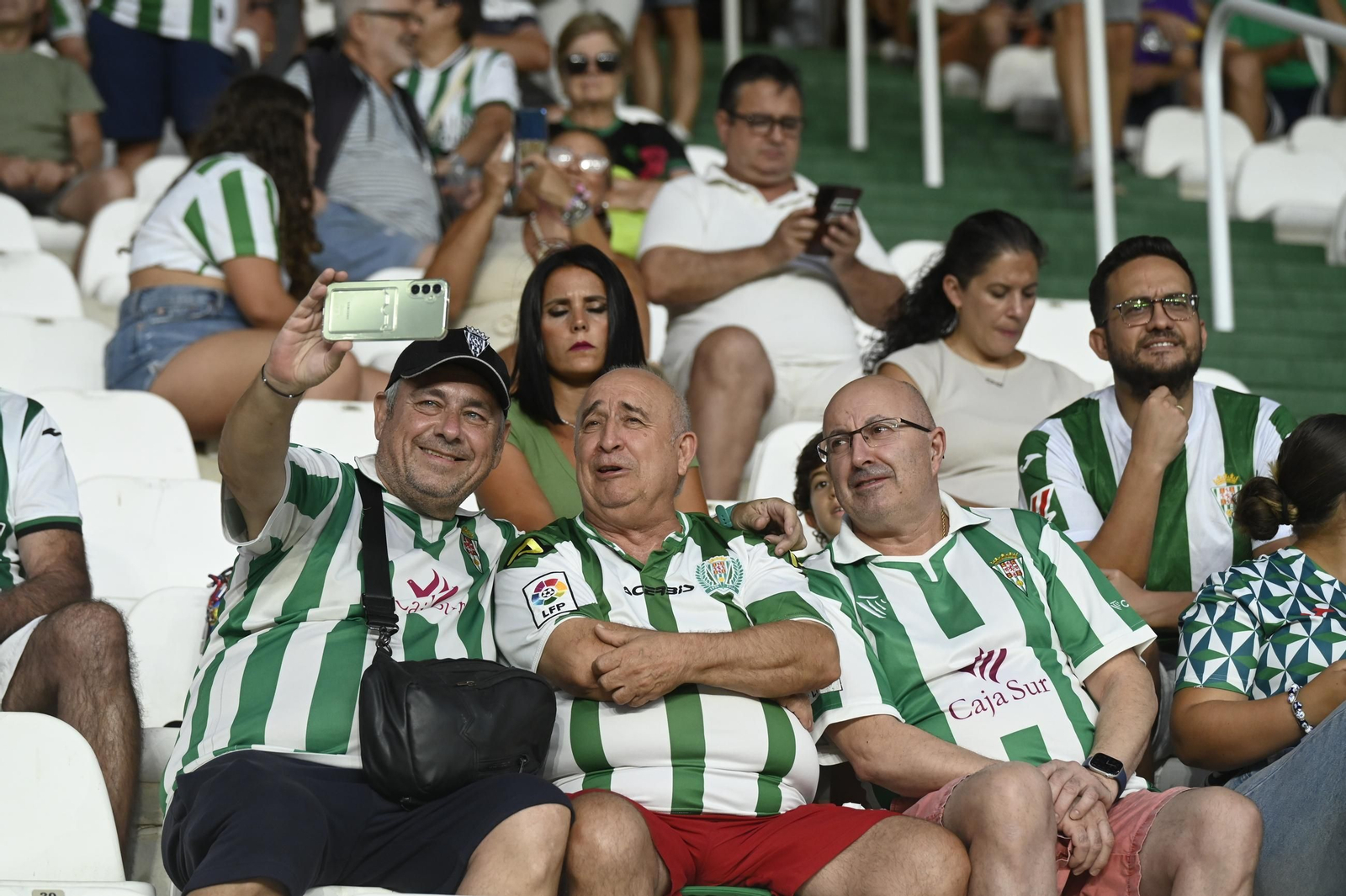 Las mejores fotos del ambiente en El Arcángel para el Córdoba CF - Las Palmas