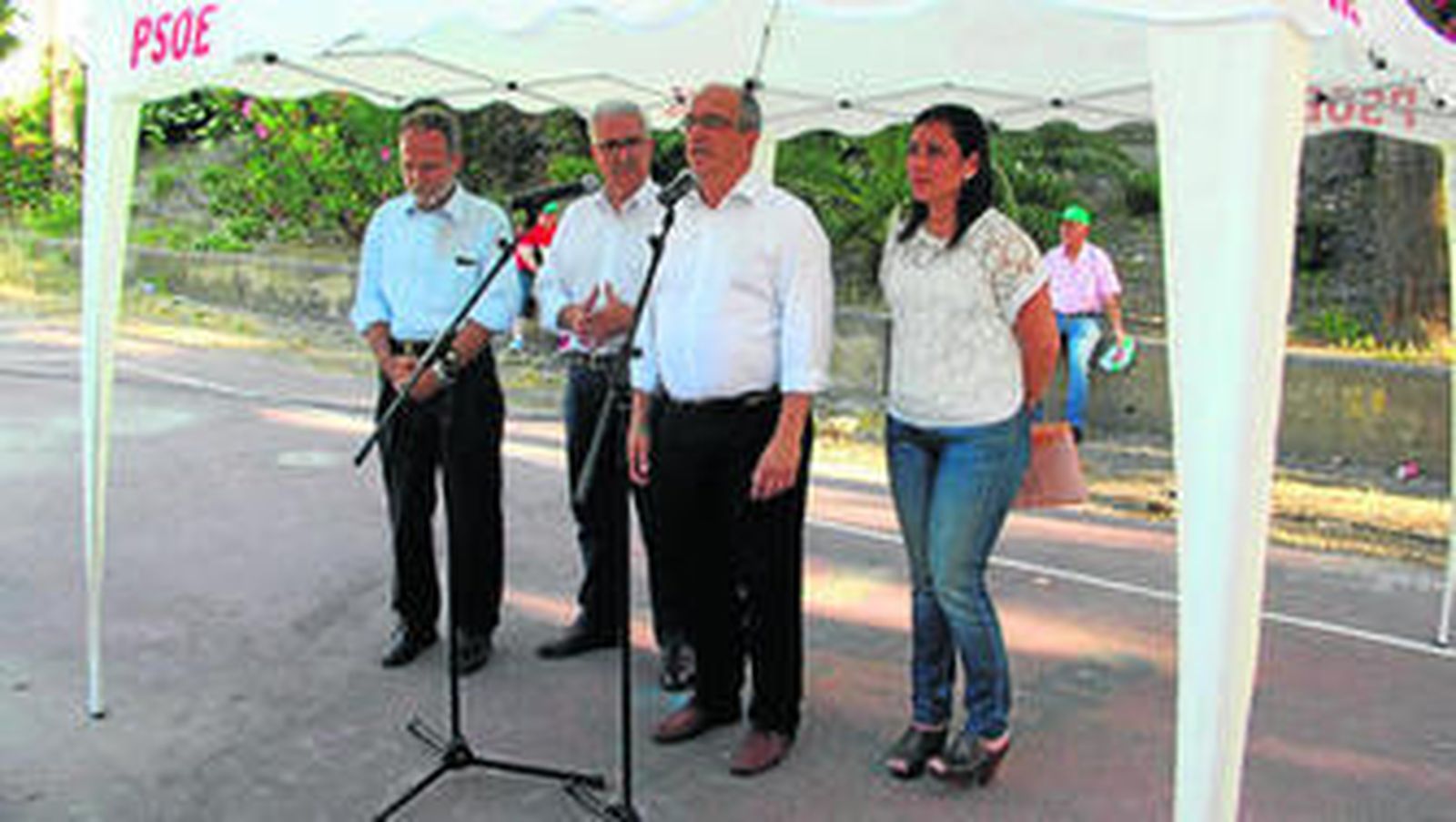 Salvador de la Encina, Manuel Jiménez Barrios, Fernando Silva y Rocío Arrabal, en Algeciras.
