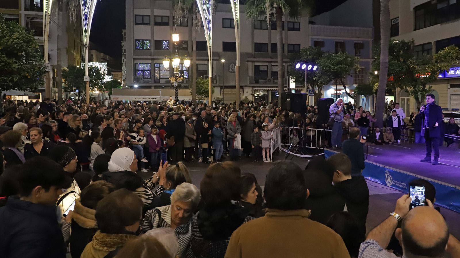 Fotos de la inauguración del alumbrado de Navidad en Algeciras