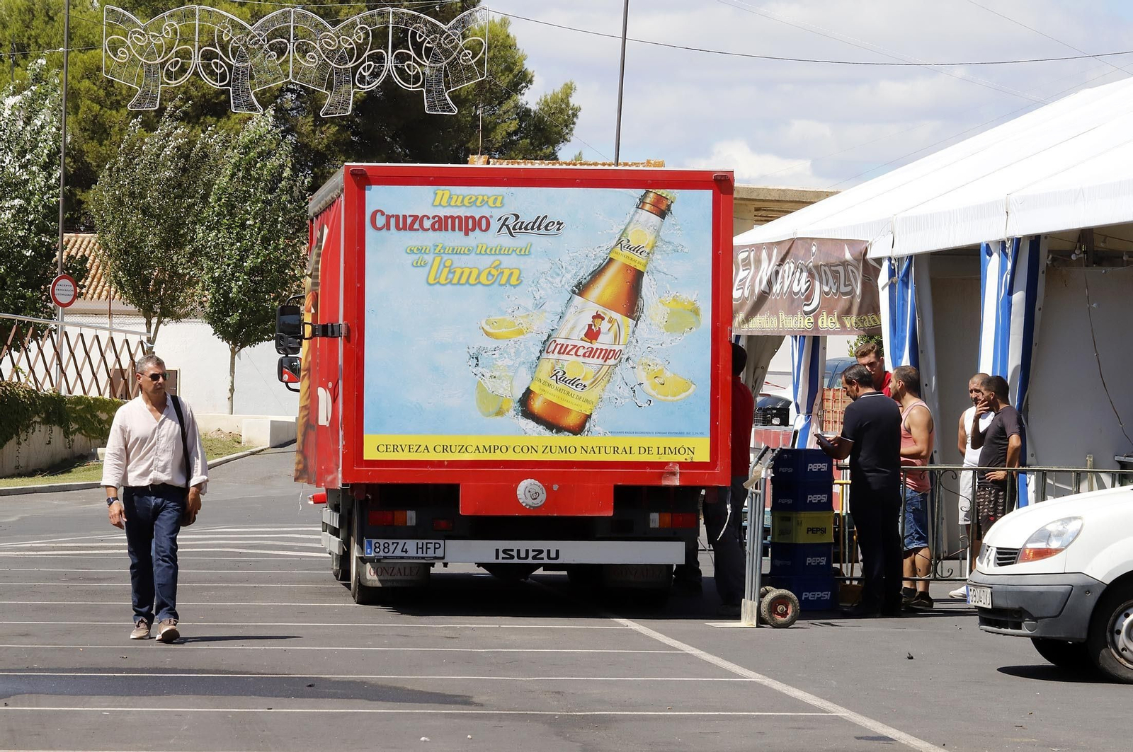 Imágenes de los preparativos para las Fiestas de La Cinta